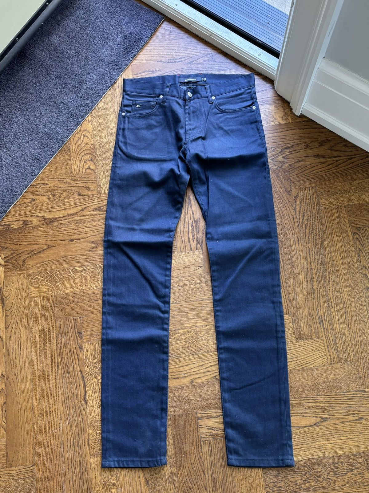 Designer × J.Lindeberg J LIndeberg Jay Dressed Blue Pants Waxed Denim Skinny Jeans Size US 31 - 1 Thumbnail