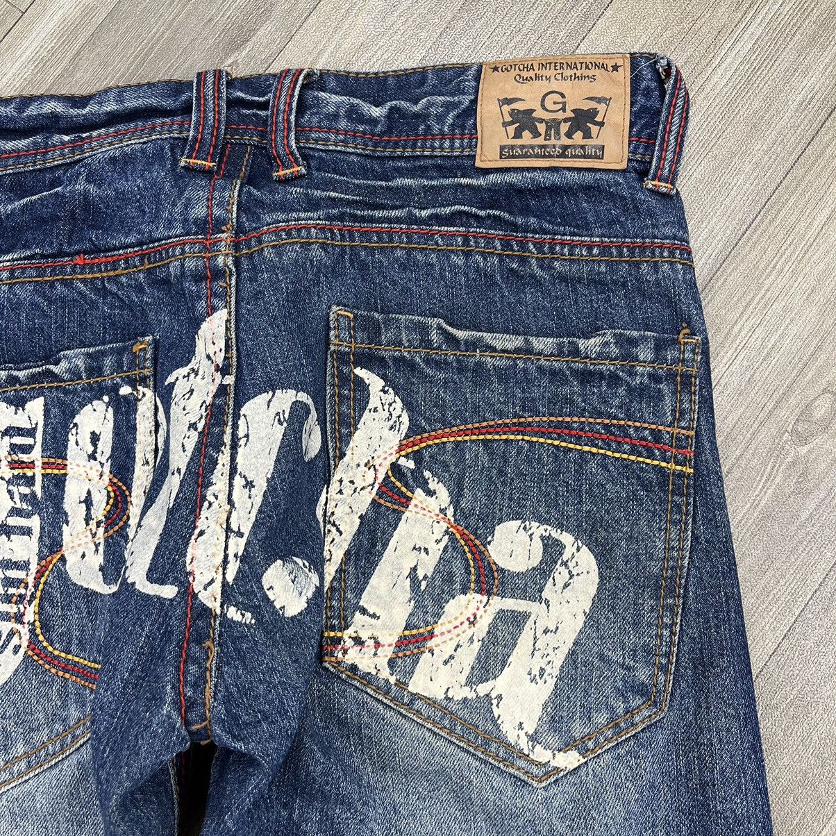 Gotcha × Vintage Vintage Gotcha Big Logo Distressed Faded Denim Jeans Size US 32 / EU 48 - 4 Thumbnail