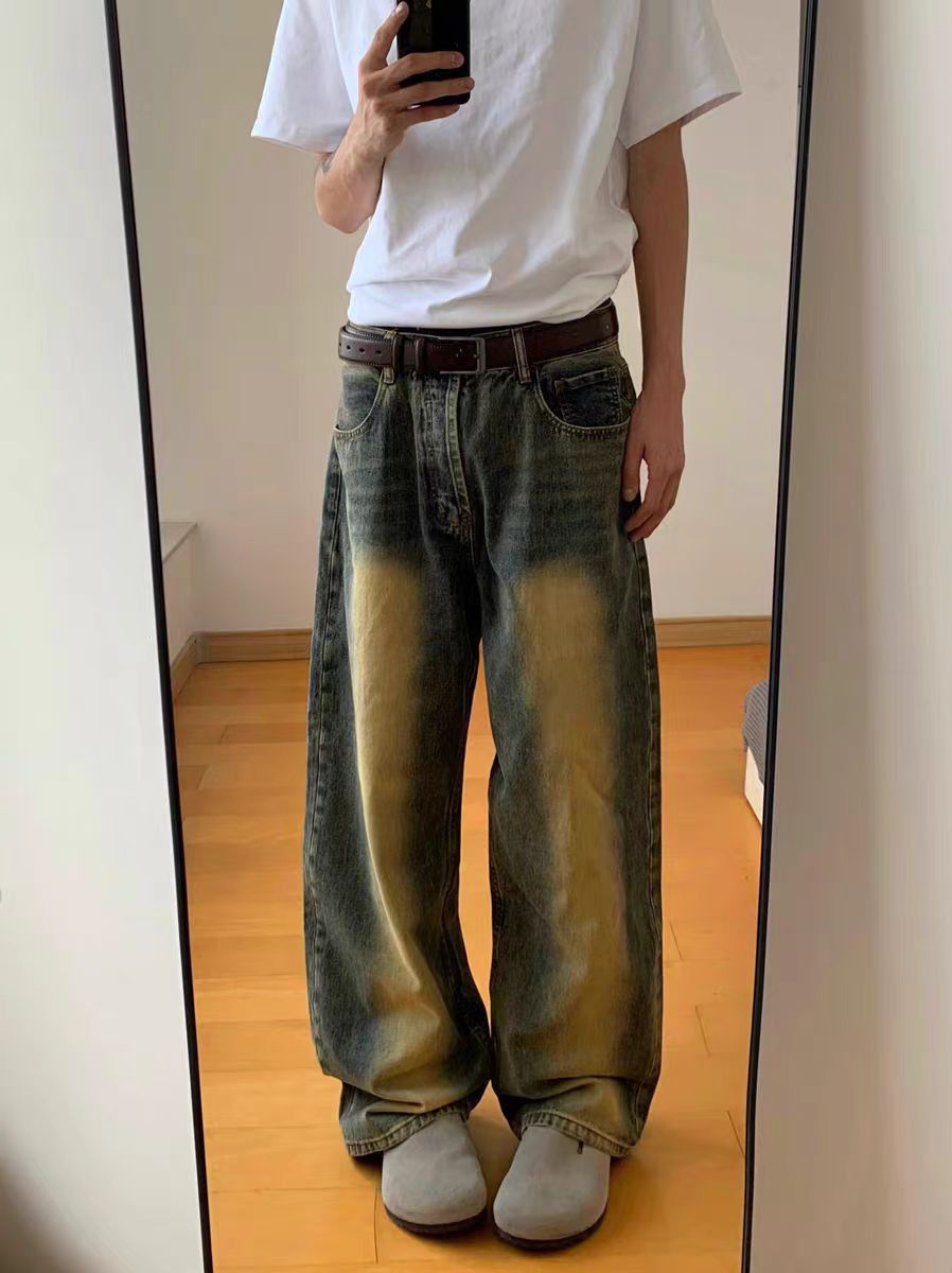 Vintage minimalist baggy washed and distressed jeans