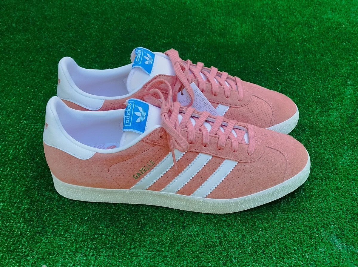 Adidas Adidas Gazelle Unisex #11us Size US 11 / EU 44 - 1 Thumbnail