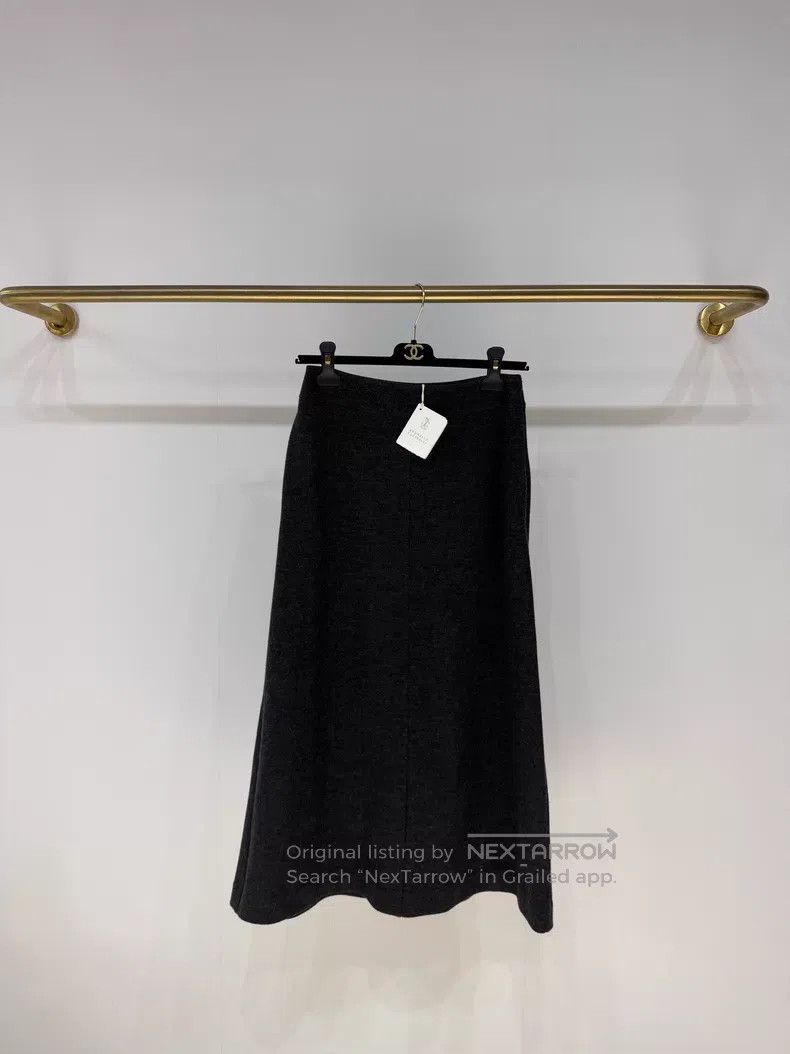 Brunello Cucinelli Brunello Cucinelli size S A-line midi skirt goat cashmere g Size 22" - 1 Thumbnail