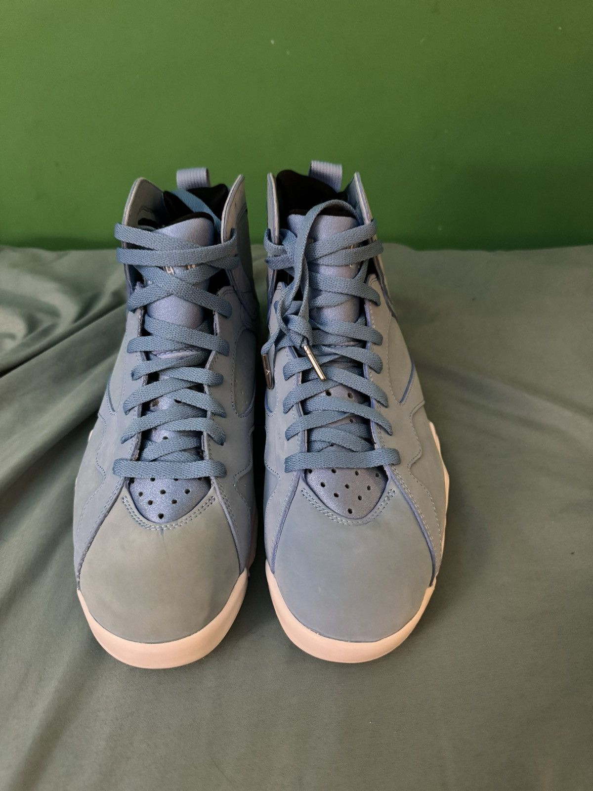 Jordan Brand Nike Air Jordan 7 Pantone 2017 Size US 10 / EU 43 - 7 Thumbnail