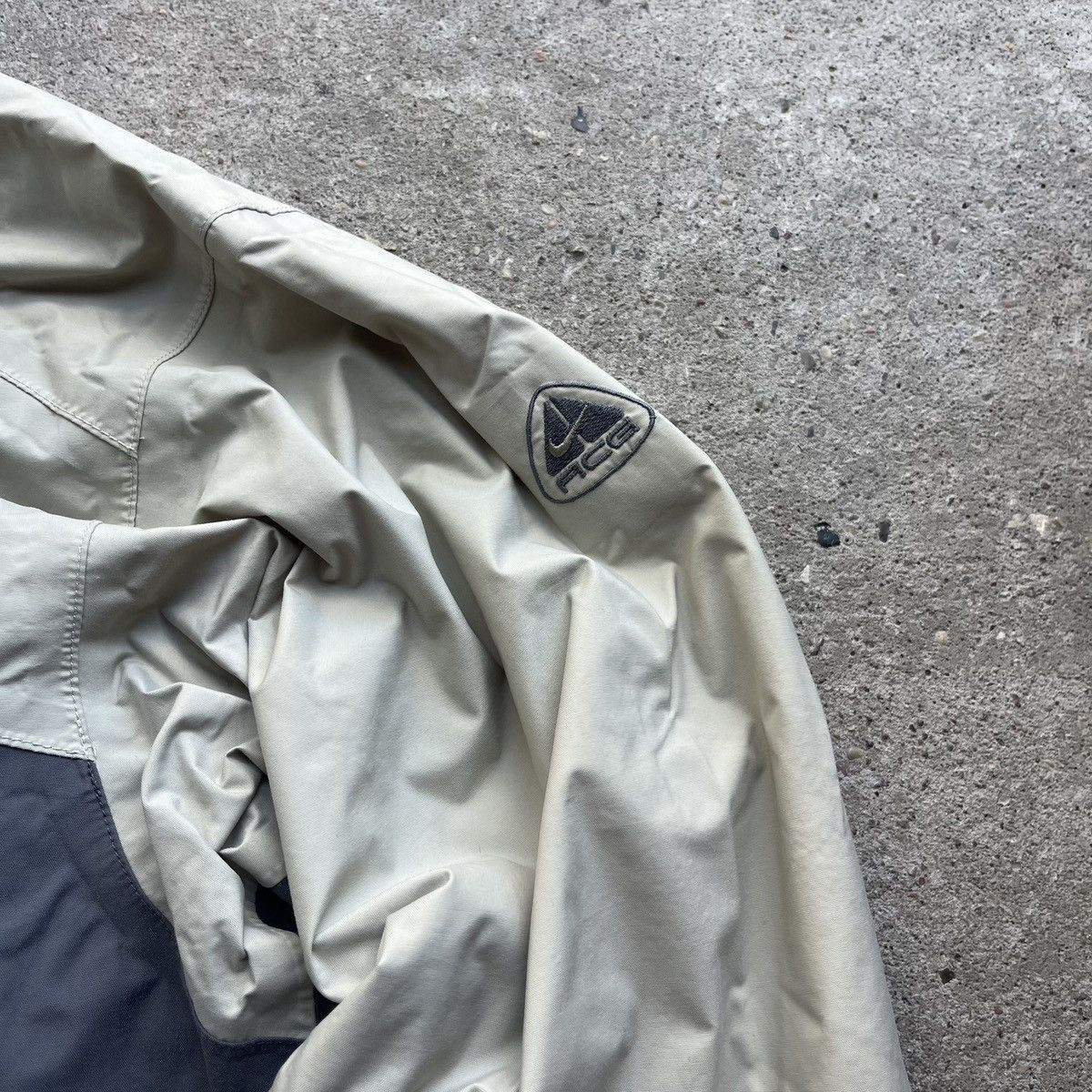 Nike × Nike ACG Nike ACG 3 Outer Layer Full Zip Hood Clima Jacket beige grey Size US XL / EU 56 / 4 - 2 Thumbnail