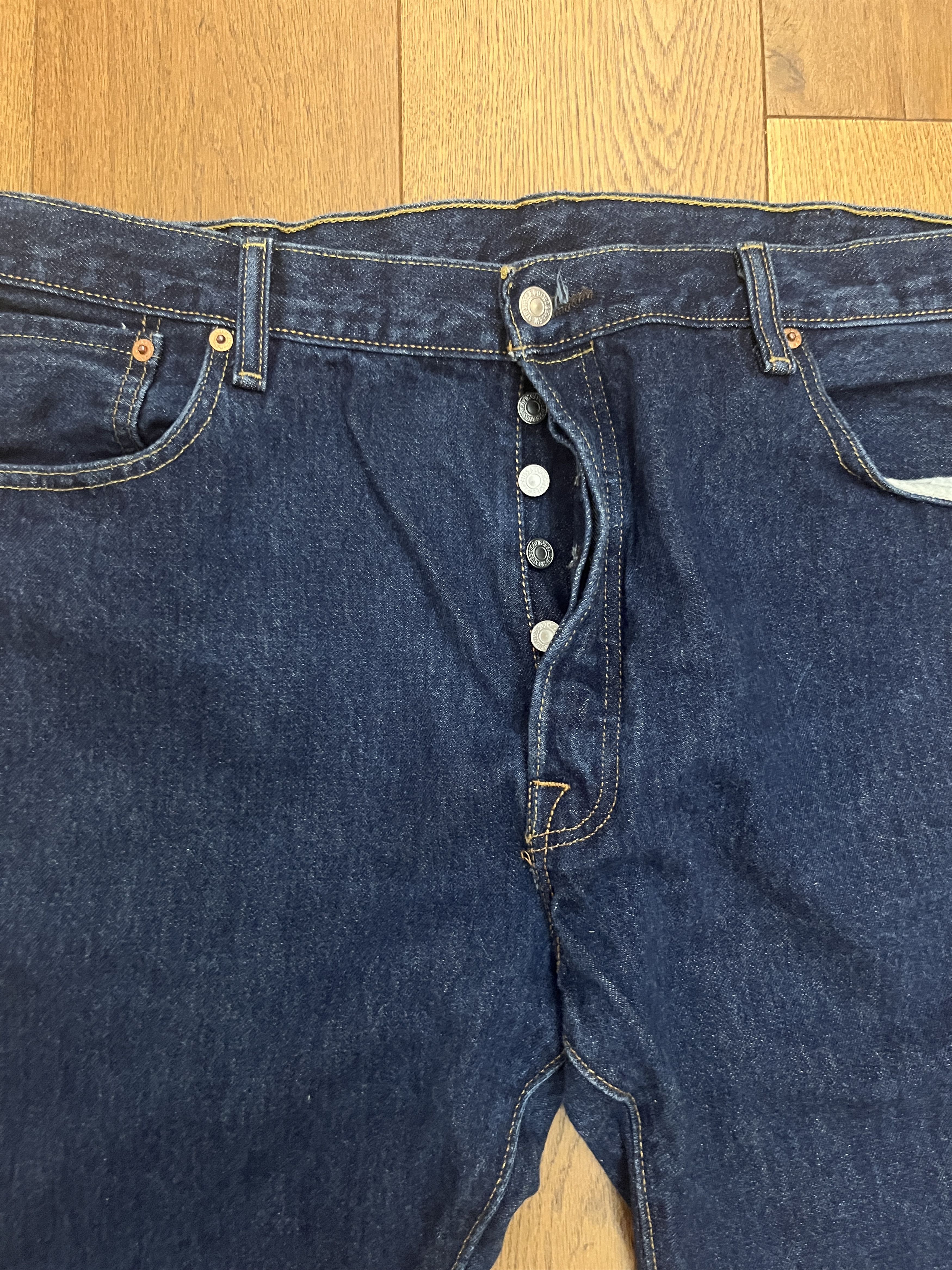 Levi's Vintage Clothing Mint 1996 Levi’s 501 Made in USA Button Fly Jeans 40x30 Size US 40 / EU 56 - 2 Thumbnail