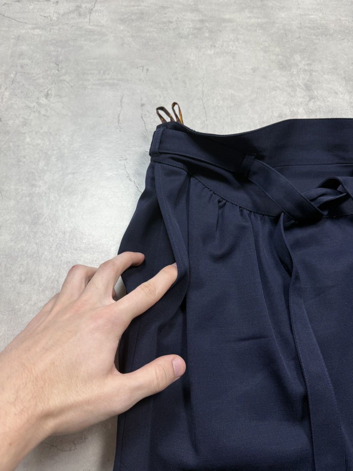 Yves Saint Laurent Yves Saint Laurent Vintage Luxury Skirt Size 30" / US 8 / IT 44 - 4 Thumbnail