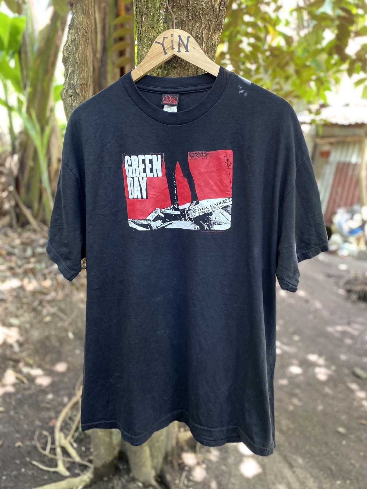 Band Tees × Vintage VINATEG GREENDAY BOULEVARD OF BROKEN DREAMS 2005 Size US XL / EU 56 / 4 - 1 Thumbnail
