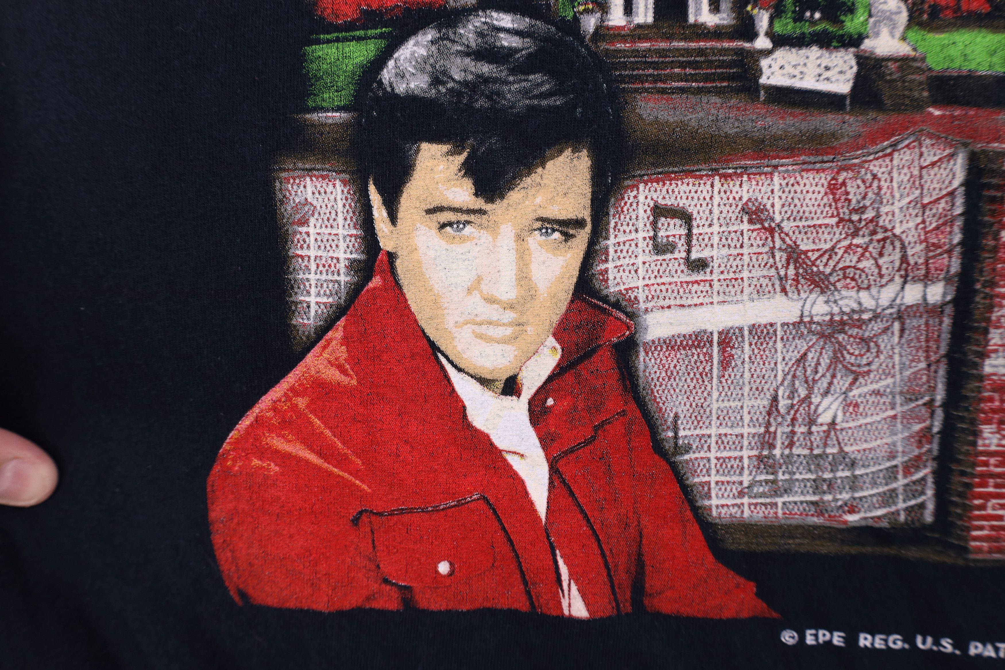 Vintage Vintage Y2K Spell Welcome To Graceland Elvis Presley T-Shirt Size US XXL / EU 58 / 5 - 5 Thumbnail