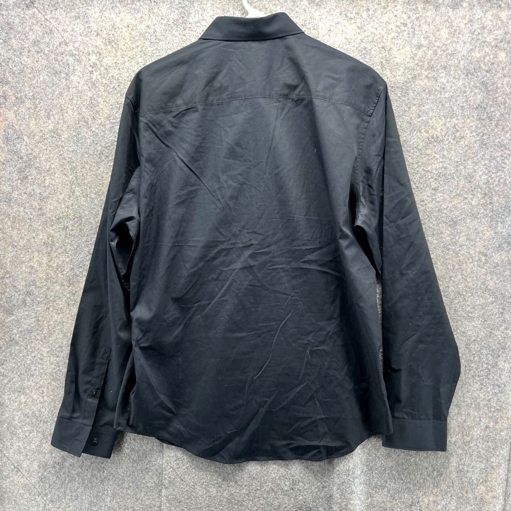 Calvin Klein VINTAGE Calvin Klein Shirt Men Large Black Button-Down Slim Embellished Cap Casual Formal Workwear 46 in Chest Women? Size US L / EU 52-54 / 3 - 2 Thumbnail