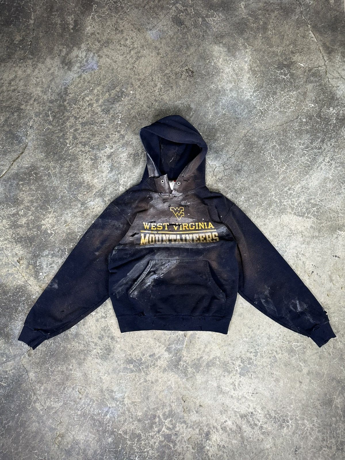 Russell Athletic × Vintage Vintage Thrashed and Faded Russell Athletics Hoodie Size US M / EU 48-50 / 2 - 1 Thumbnail