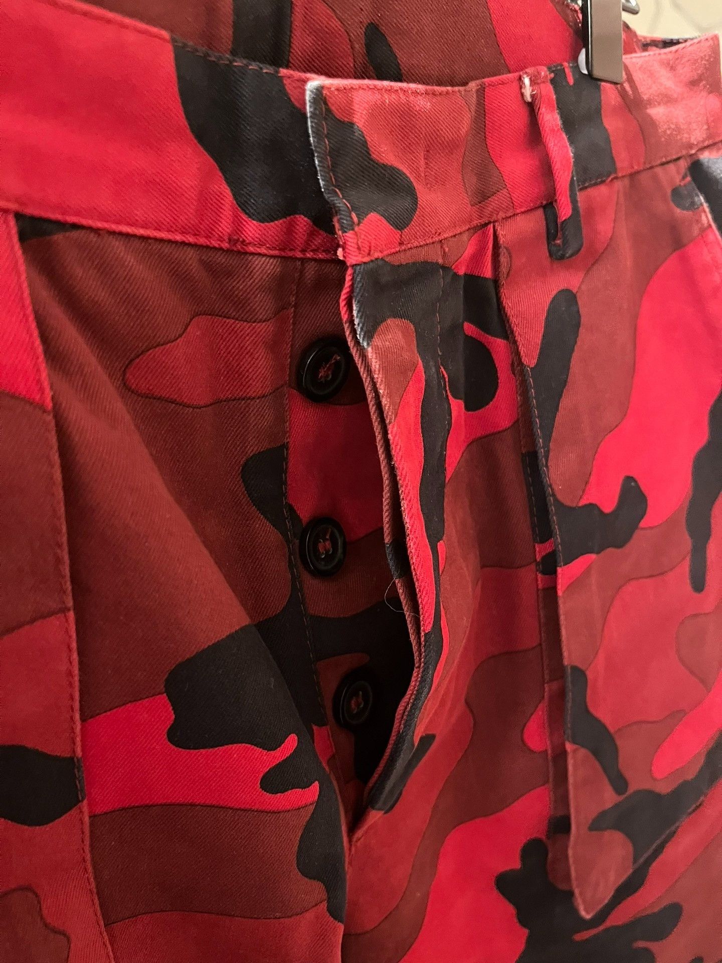 Valentino Valentino Red Camouflage Cargo Pants Size US 30 / EU 46 - 9 Thumbnail