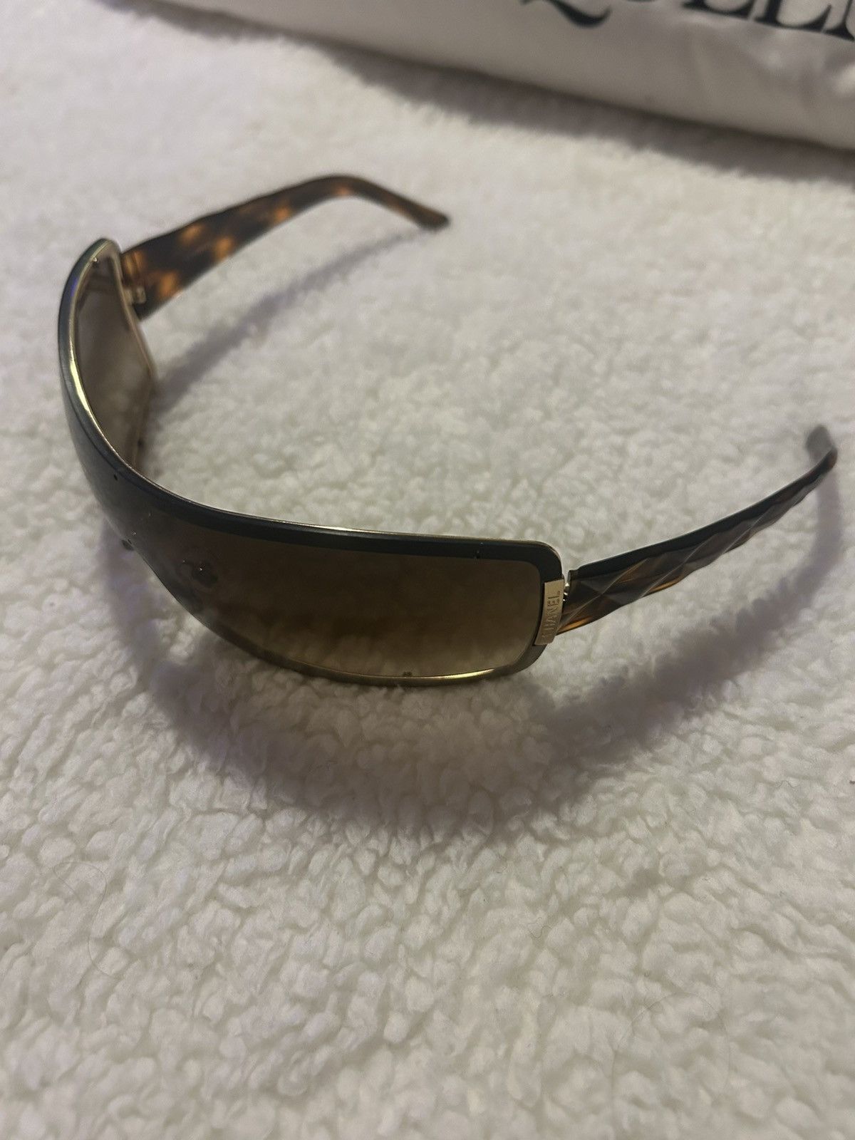 Chanel Chanel tortoise shell gold brown mask sunglasses vintage Size ONE SIZE - 7 Thumbnail