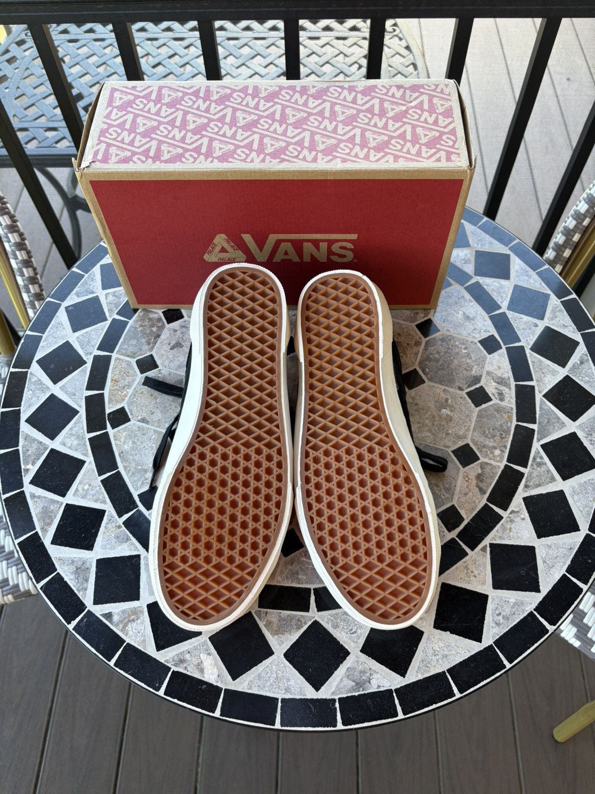 Palace Vans Palace low top sneaker collab Size US 12 / EU 45 - 7 Thumbnail