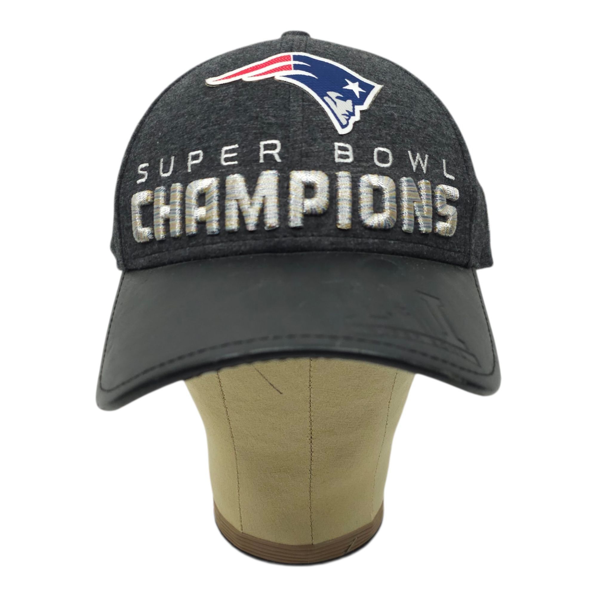 New Era New England Patriots Super Bowl LI Strapback Cap Hat Trophy Size ONE SIZE - 13 Thumbnail
