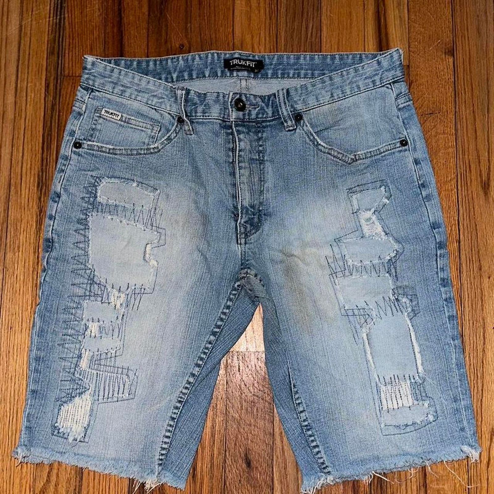 TRUKFIT Trukfit Denim Distressed Cut Off Denim Jorts Skate size 32 Size US 32 / EU 48 - 1 Thumbnail
