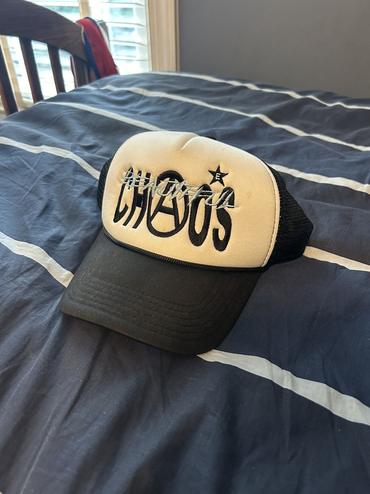 Other EYECRAVE "Beautiful Chaos" Cap Size ONE SIZE - 1 Thumbnail