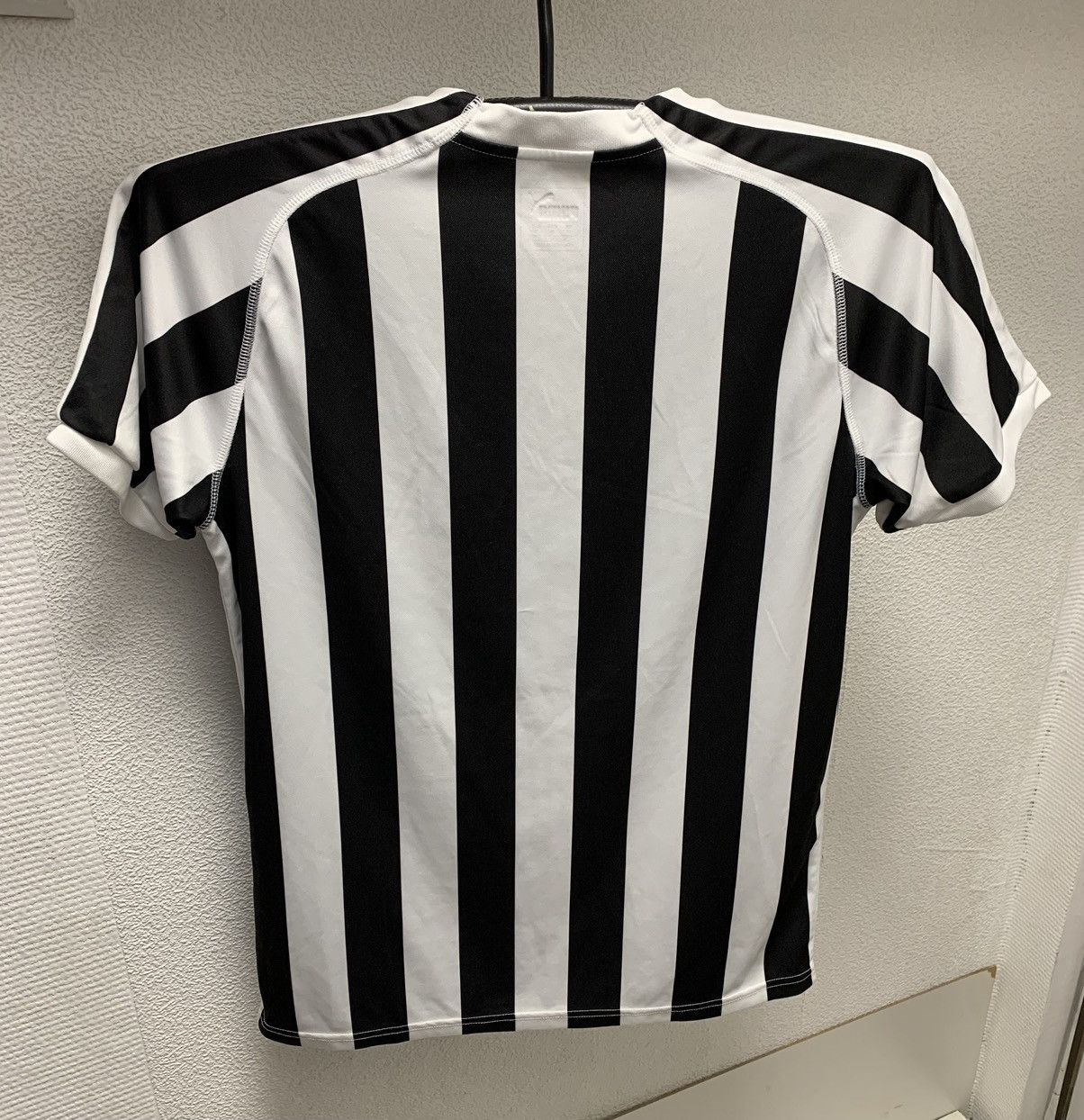 Puma Newcastle puma soccer jersey M Fun88 Size US M / EU 48-50 / 2 - 5 Thumbnail