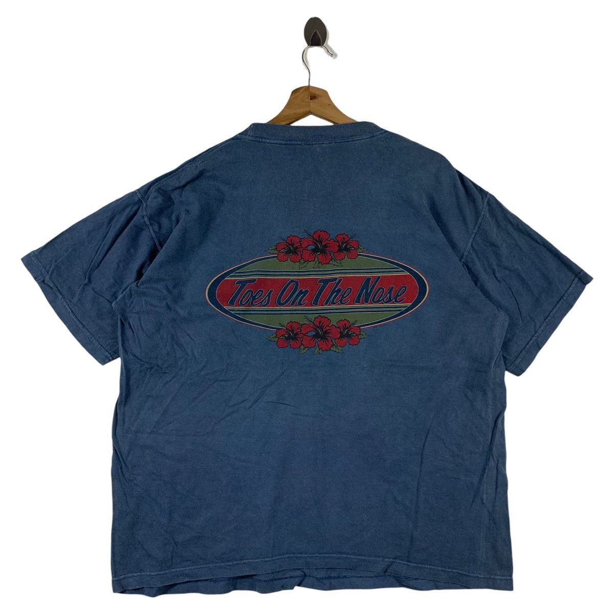 Other Vintage 90s TOES ON THE NOSE spellout surfing tee Size US L / EU 52-54 / 3 - 1 Thumbnail