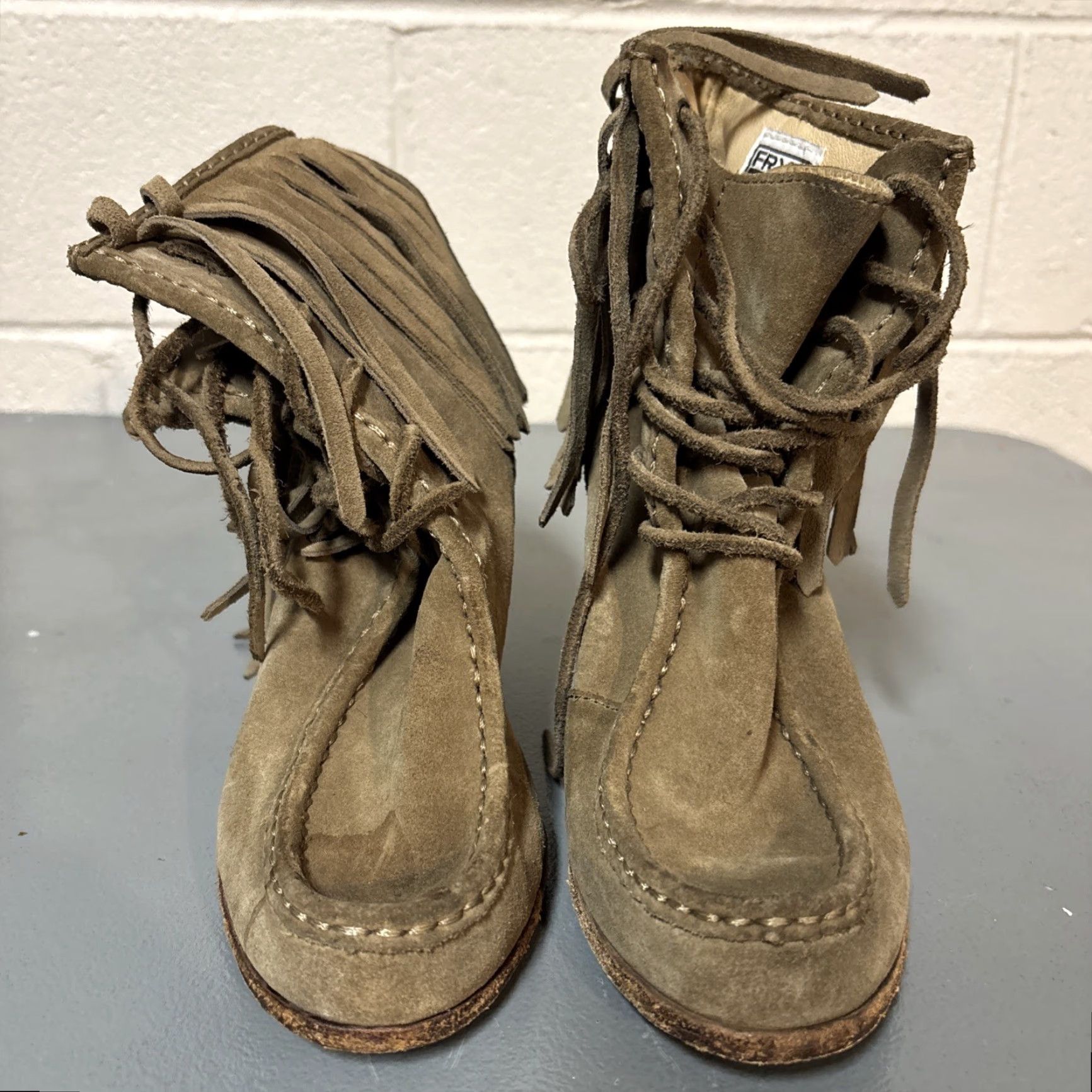 Frye VINTAGE Frye Parker Fringe Suede Lace Up Ankle Bootie Women's 8.5 Brown Tan Boho M Size US 9 / IT 39 - 4 Thumbnail
