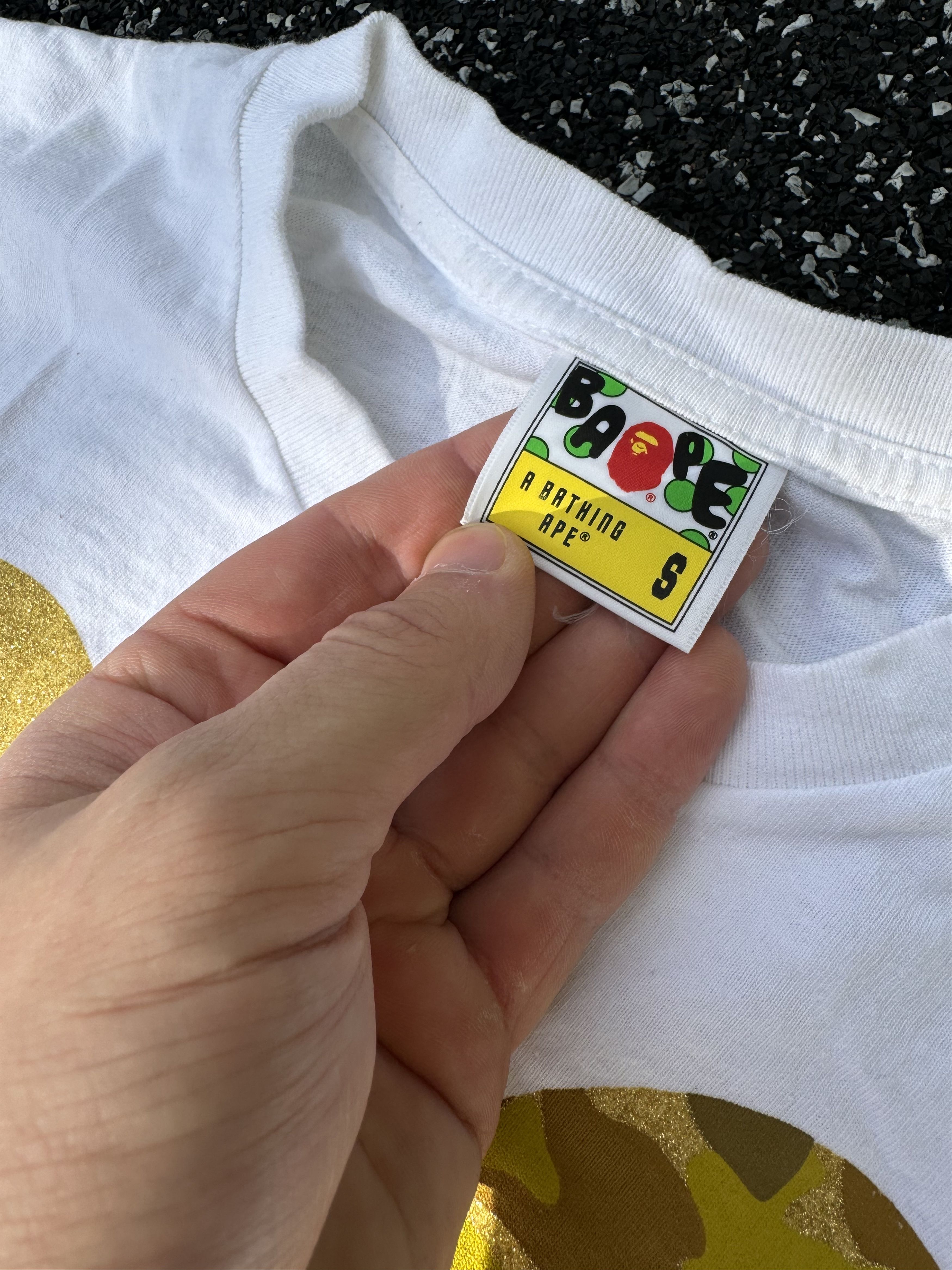 Bape × Medicom Toy Bape x Bearbrick Rare Luxury T-shirt Size US S / EU 44-46 / 1 - 4 Thumbnail