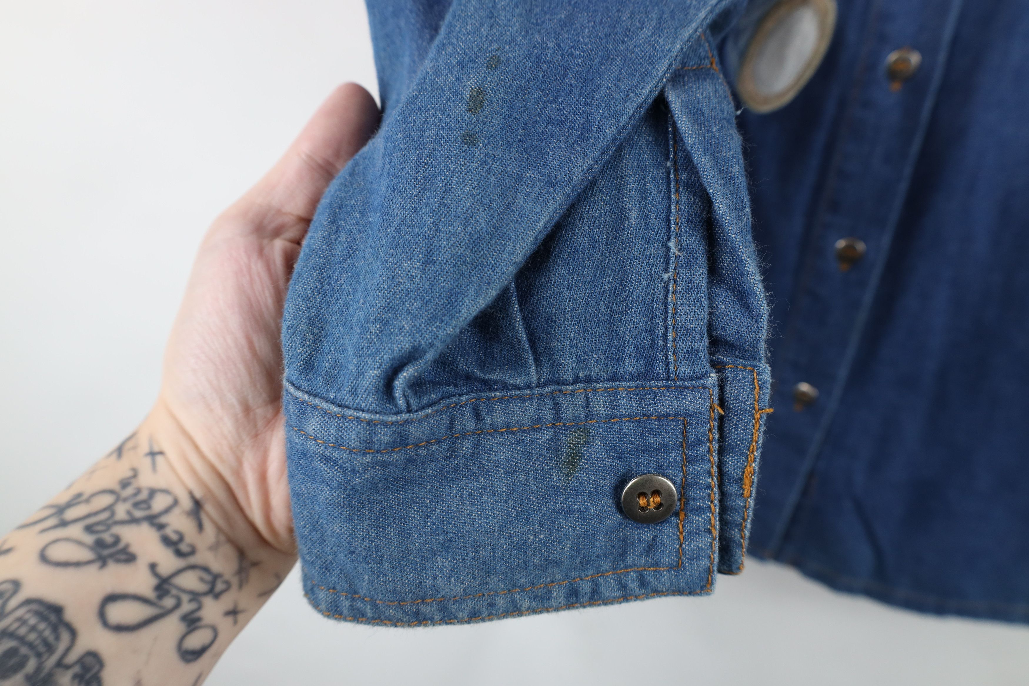 Vintage Vintage 90s Streetwear Bear Denim Jean Button Shirt Size M / US 6-8 / IT 42-44 - 10 Thumbnail