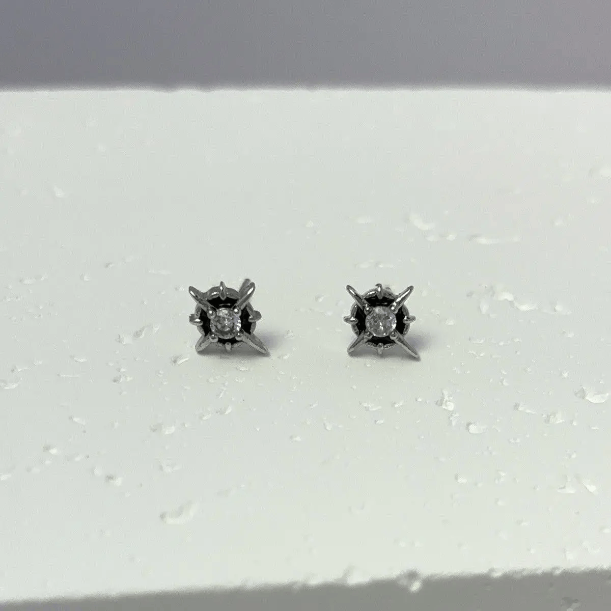Other 925 Silver Plated CZ Star Stud Earrings for Men Women Size ONE SIZE - 1 Thumbnail