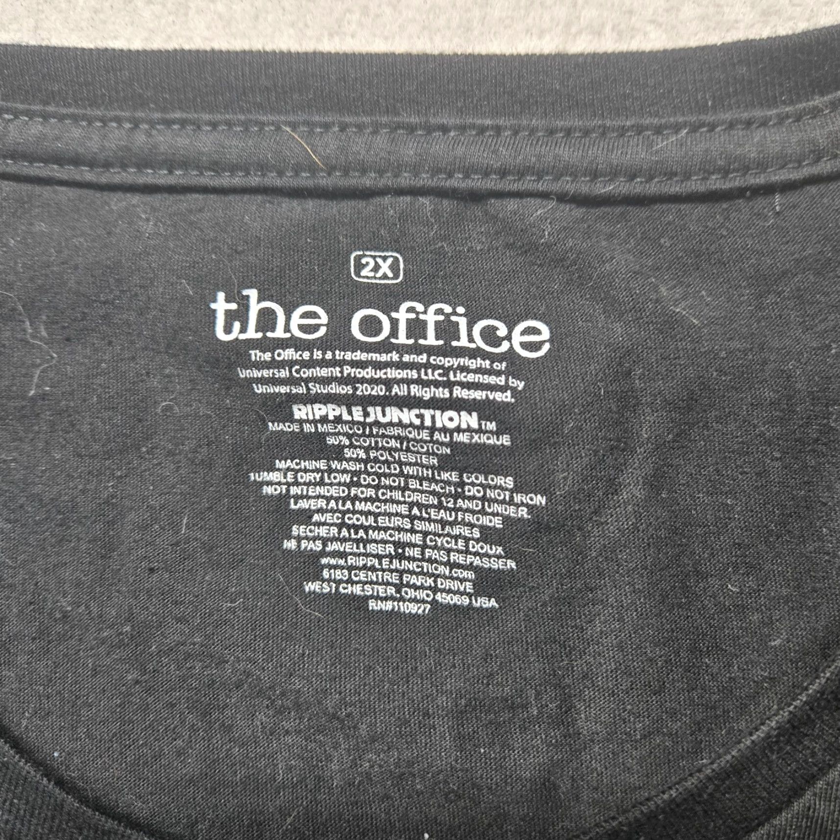 Vintage VINTAGE The Office Shirt Unisex Adults L Black Dunder Mifflin Inc Paper Company Tee T-Shirt Mens Size US L / EU 52-54 / 3 - 3 Thumbnail