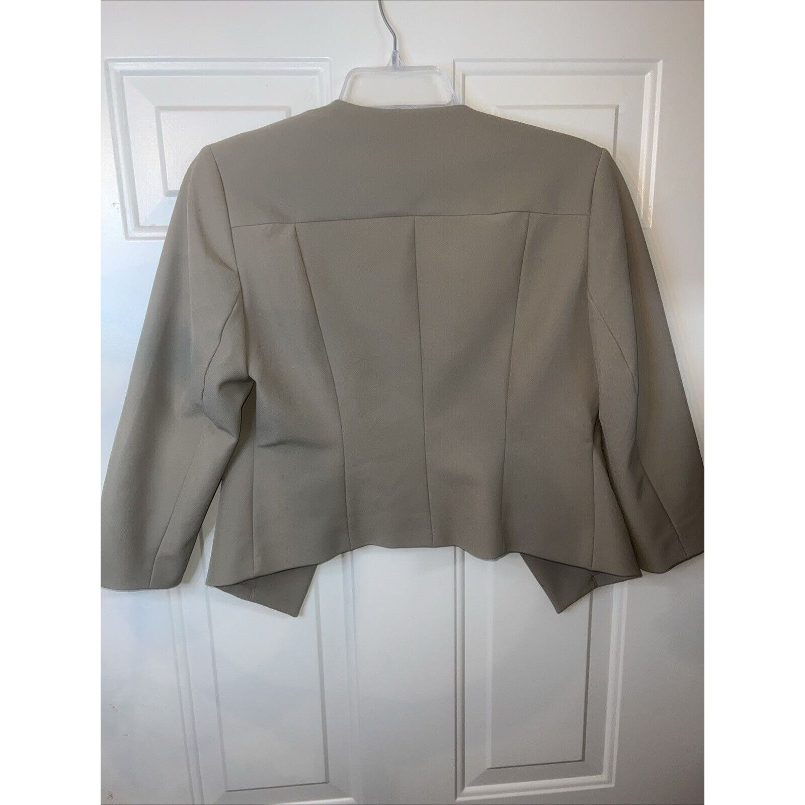 Express Express Women’s Blazer Tan 3/4 Sleeve Jacket Shrug Size 4 Size S / US 4 / IT 40 - 5 Thumbnail