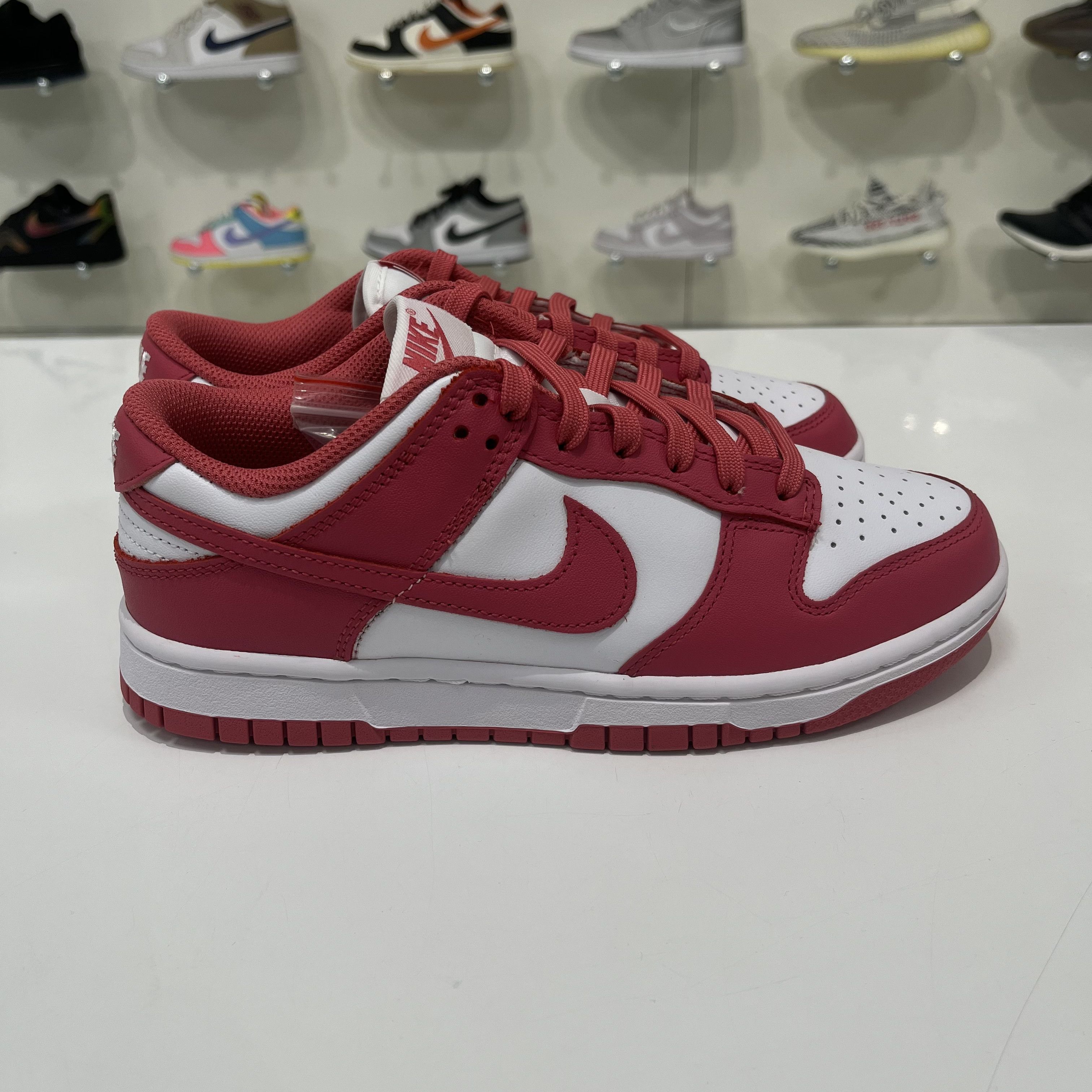 Nike Nike Dunk Low Archeo Pink (W) Size US 7 / IT 37 - 4 Thumbnail