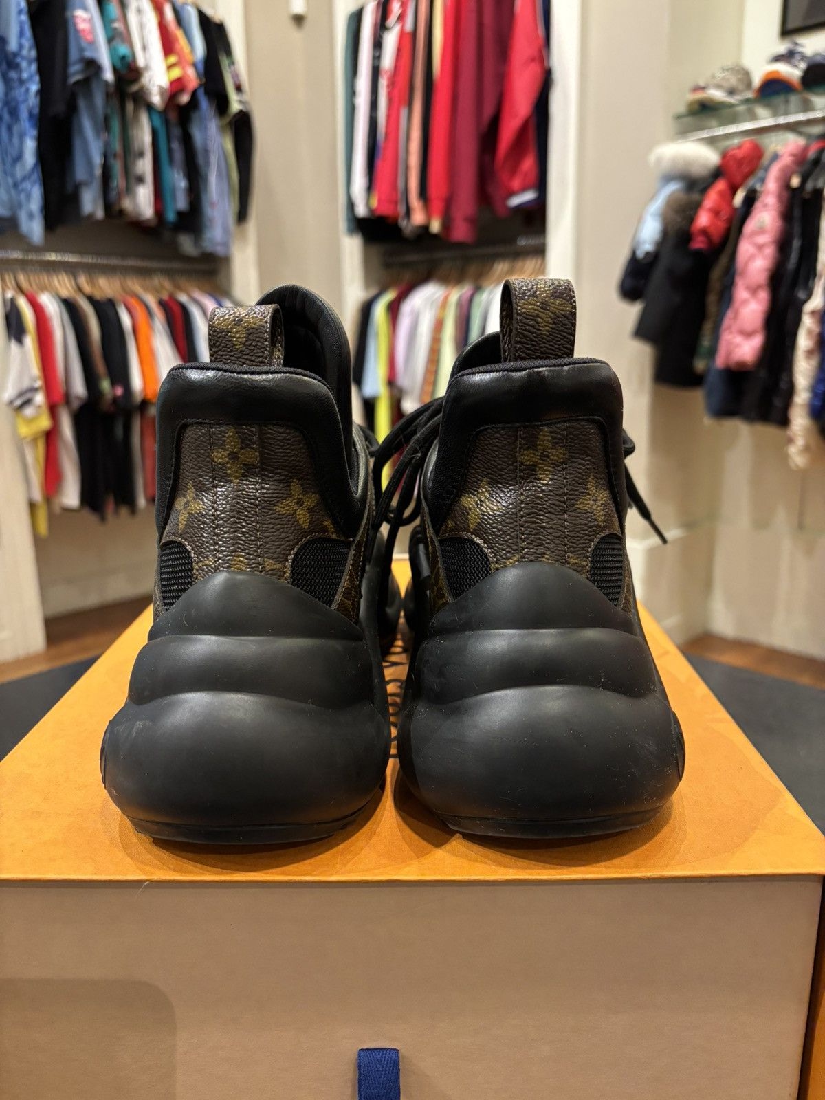 Louis Vuitton Louis Vuitton Runner Sneakers Size US 8.5 / IT 38.5 - 3 Thumbnail