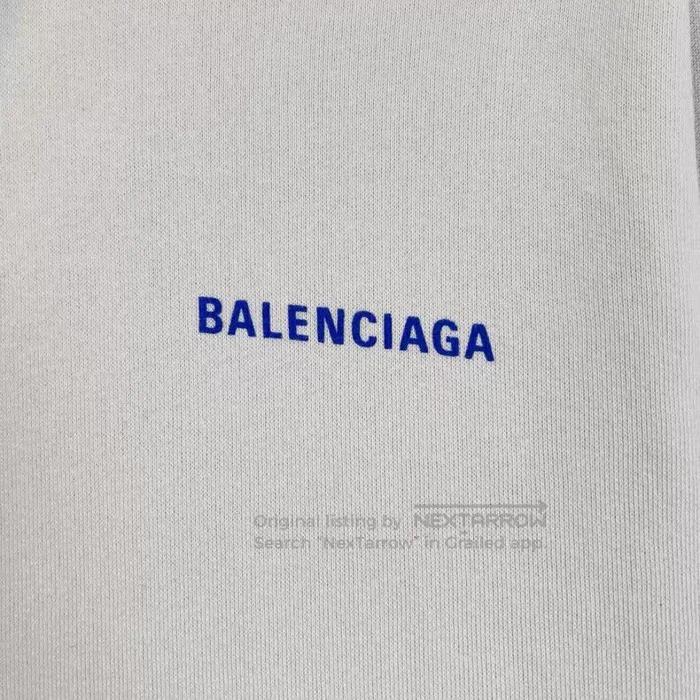 Balenciaga Balenciaga Cream white front and back logo print fleece ho Size US L / EU 52-54 / 3 - 6 Thumbnail
