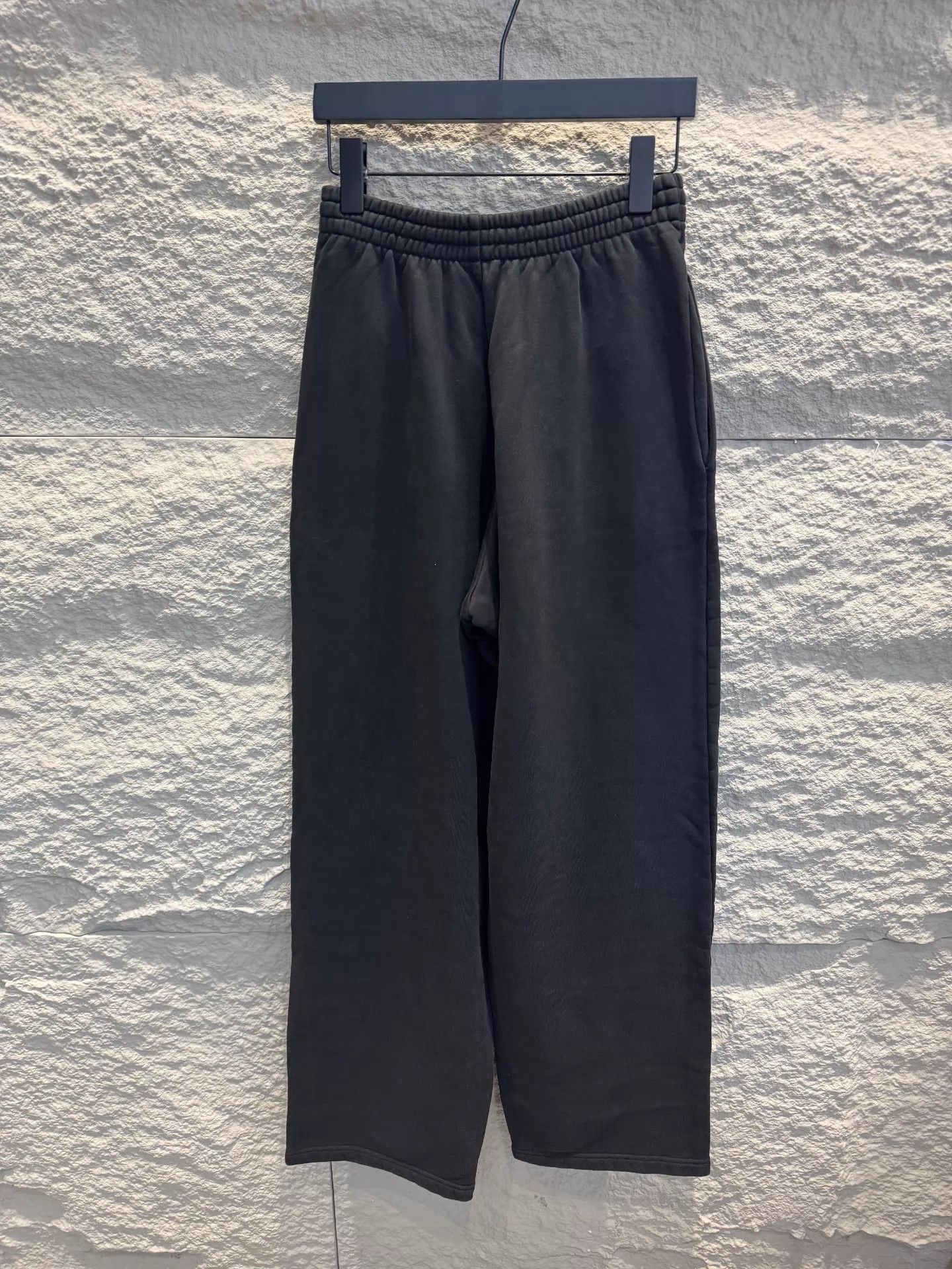 Balenciaga Balenciaga 24FW Refl Logo Straight Leg Sweatpants Black XXS Size US 26 / EU 42 - 4 Thumbnail