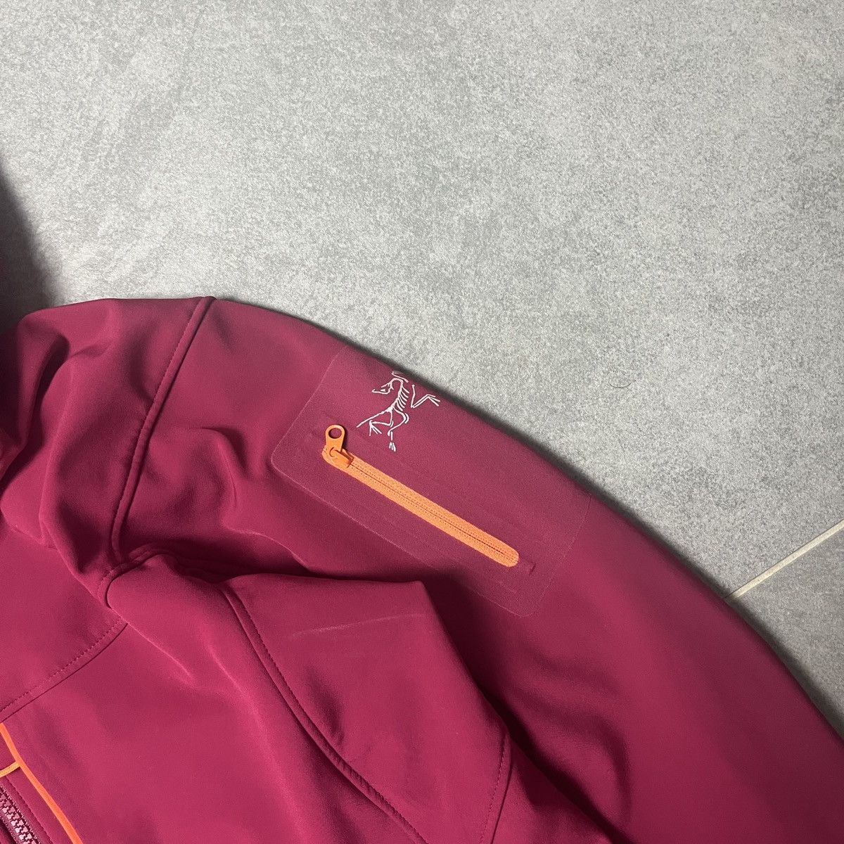 Arc'teryx Arc'Tery Women Rainjacket Size S / US 4 / IT 40 - 4 Thumbnail