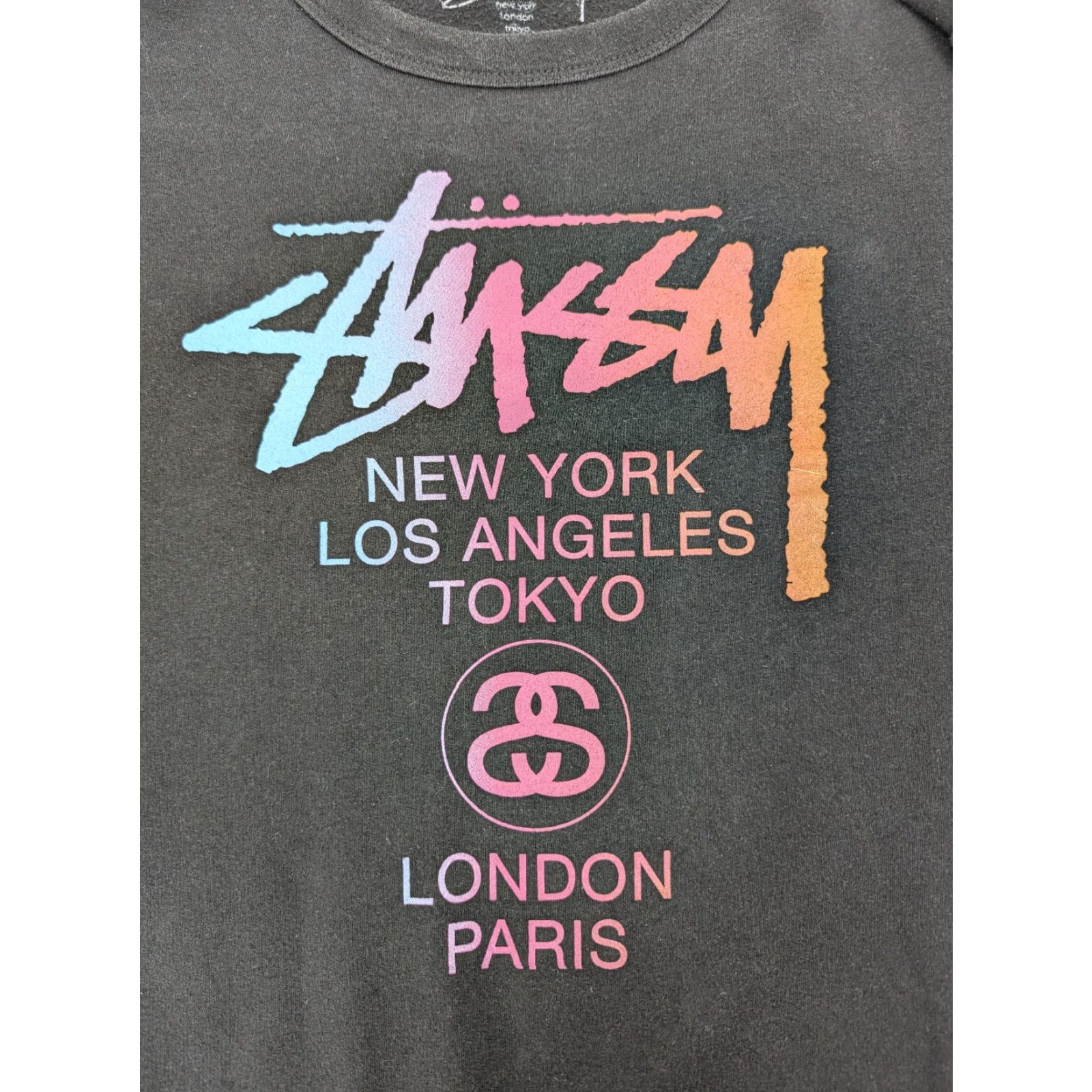 Rainbow VINTAGE Stussy Sweatshirt Black Sweater Pullover L Women Rainbow World Tour Worldwide Logo Crew Neck All Seasons Fall Spring Summer Winter Size L / US 10 / IT 46 - 2 Thumbnail