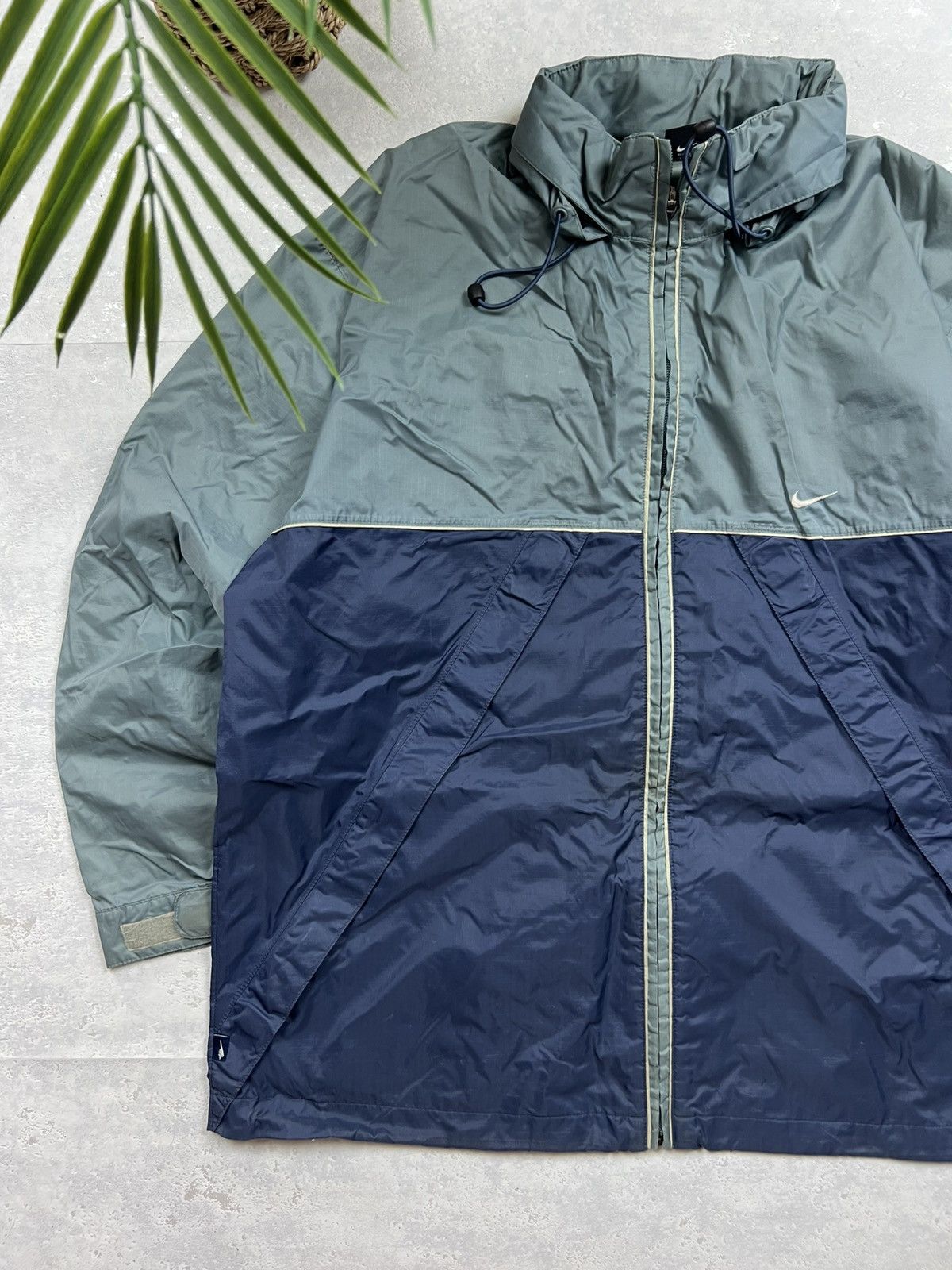 Nike 90s Nike Swoosh Vintage Y2K Oversized Nylon Retro Jacket Size US L / EU 52-54 / 3 - 2 Thumbnail