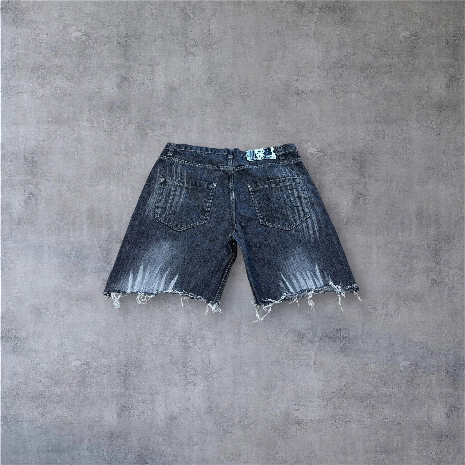 Japanese Brand Raw Blue Denim Shorts W34 Size US 34 / EU 50 - 2 Thumbnail