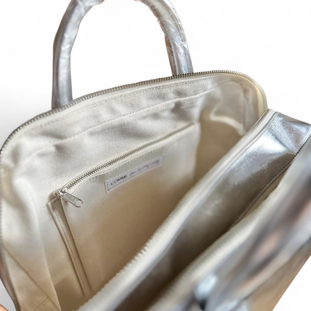 Comme des Garcons Comme des Garçons Aoyama Square Bag – Silver Cowhide Leather Size ONE SIZE - 8 Thumbnail