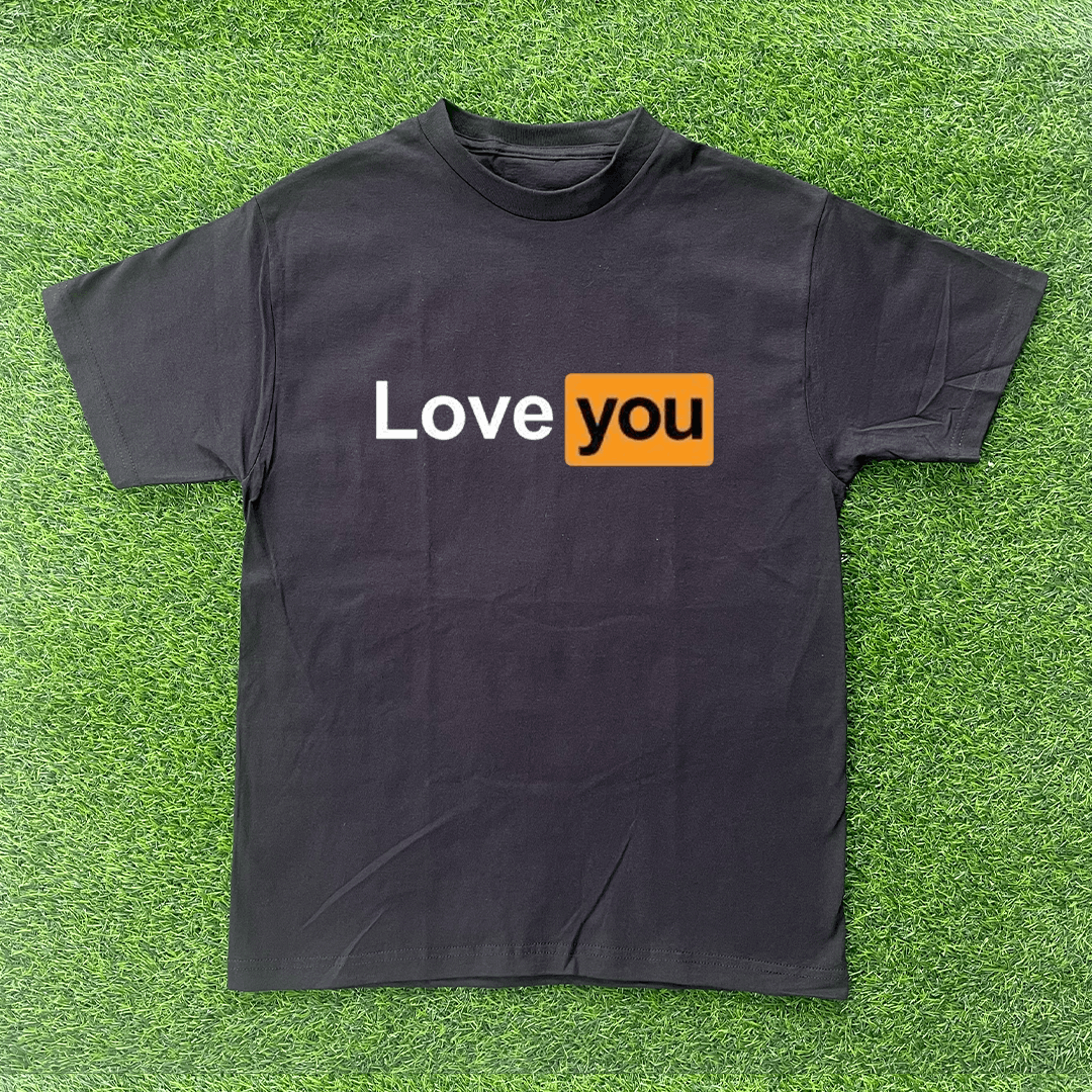 Vintage LOVE YOU TSHIRT Size US M / EU 48-50 / 2 - 1 Preview
