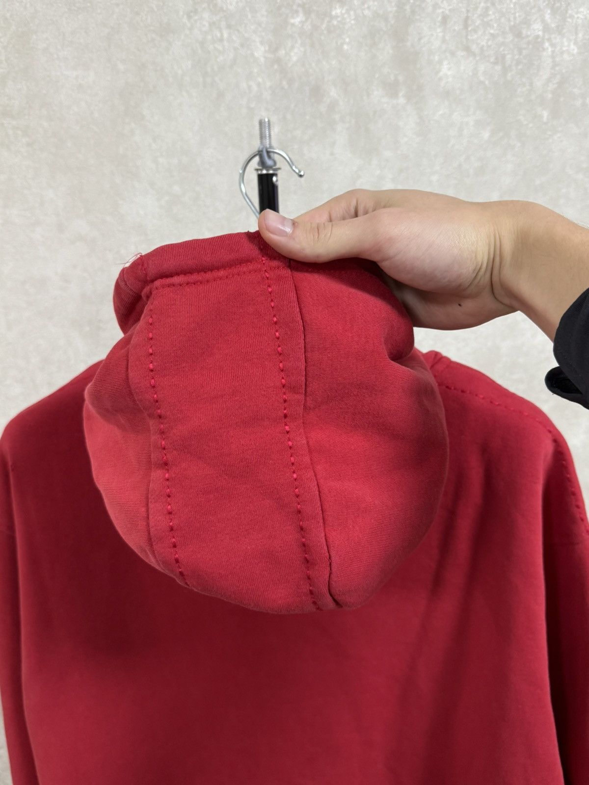 Coogi Vintage Coogi Red Classic Men’s Hoodie Size XL Size US XL / EU 56 / 4 - 17 Thumbnail