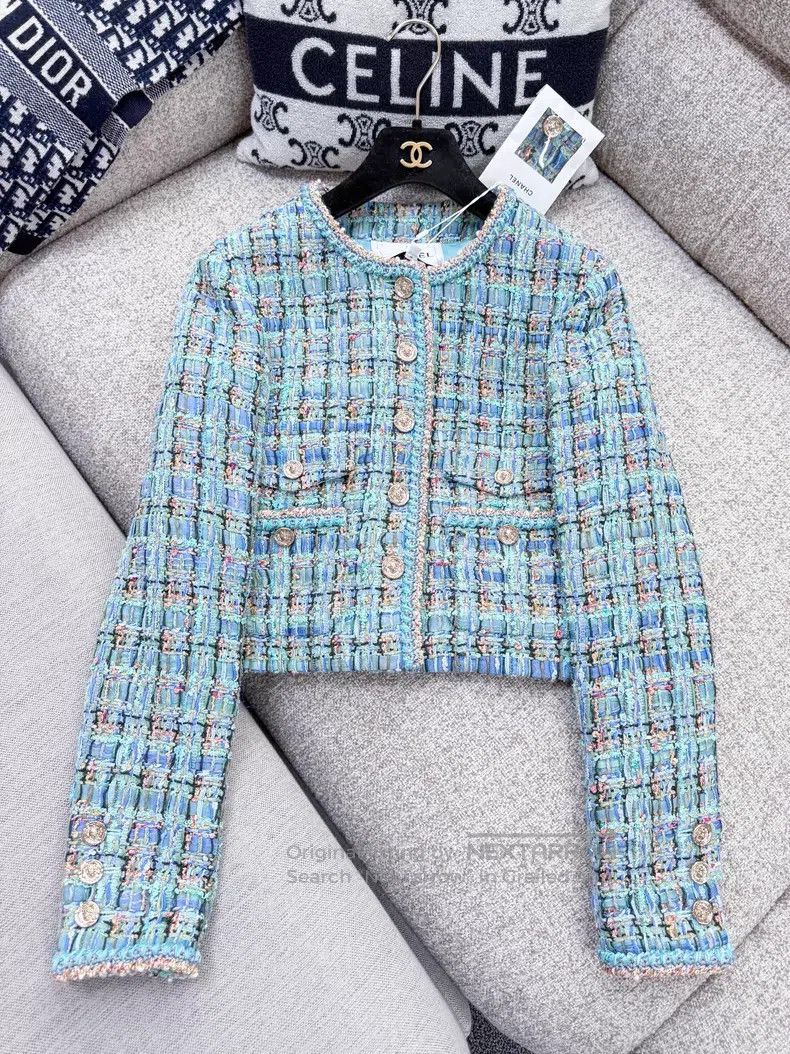 Chanel Chanel 25A show high-end handicraft peacock blue woven gol Size XXS / US 00 / IT 34 - 2 Thumbnail