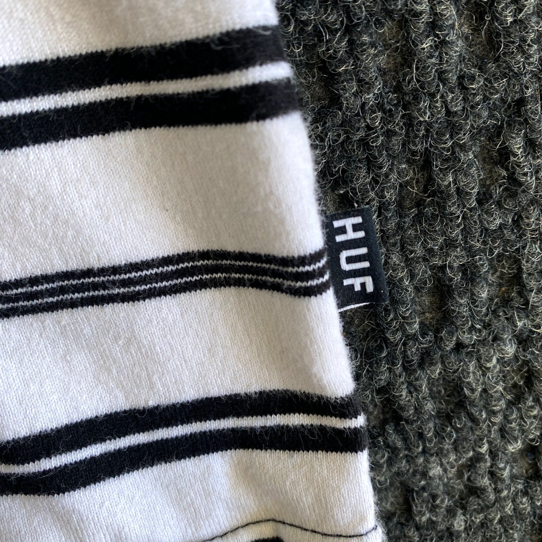 Huf HUF T-Shirt Striped White Black Crew Neck M Mens 90s Streetwear Skateboarding Sports Logo Vintage: No Size US M / EU 48-50 / 2 - 5 Thumbnail