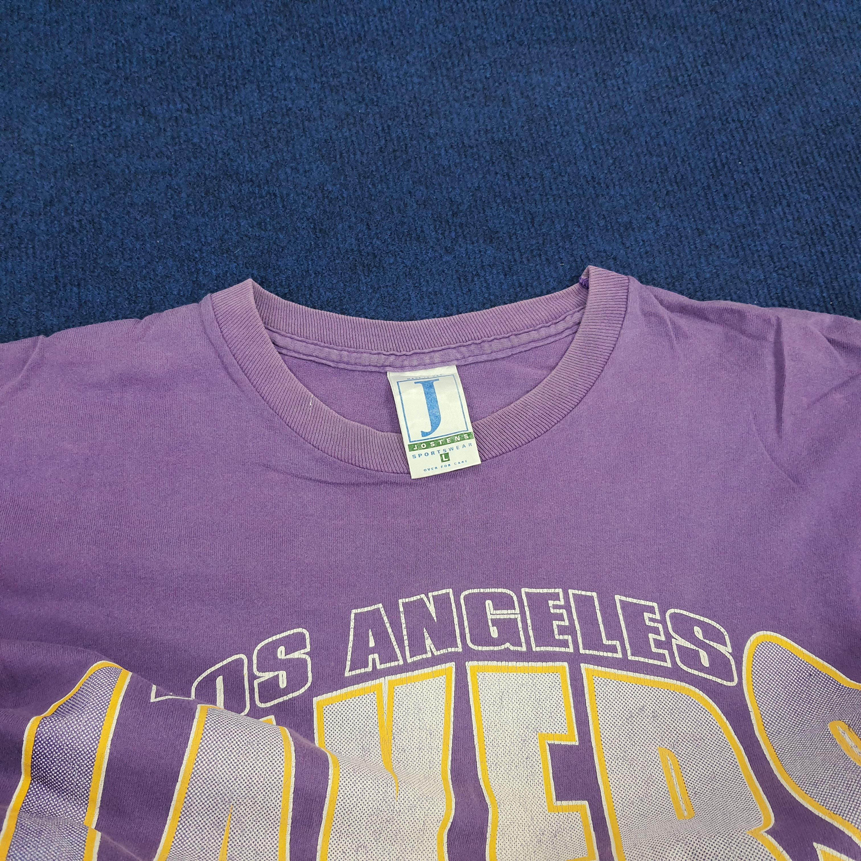 NBA × Vintage Vintage L.A. Lakers Basketball T-shirt Size US L / EU 52-54 / 3 - 4 Thumbnail