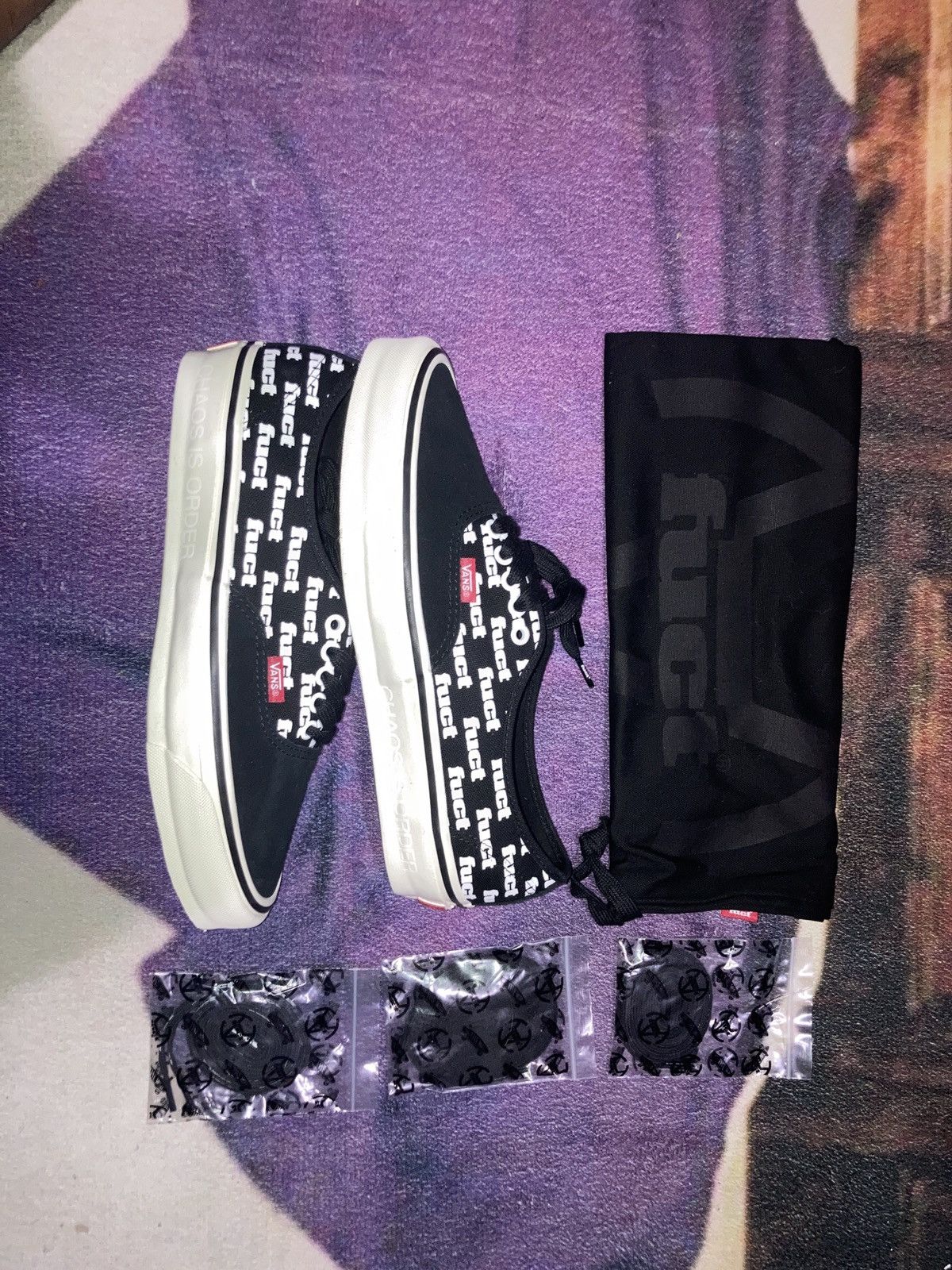 FUCT × Vans 2 pair of Fuct Vans Black/Black/Mar & White/True Blue Size US 9.5 / EU 42-43 - 1 Thumbnail