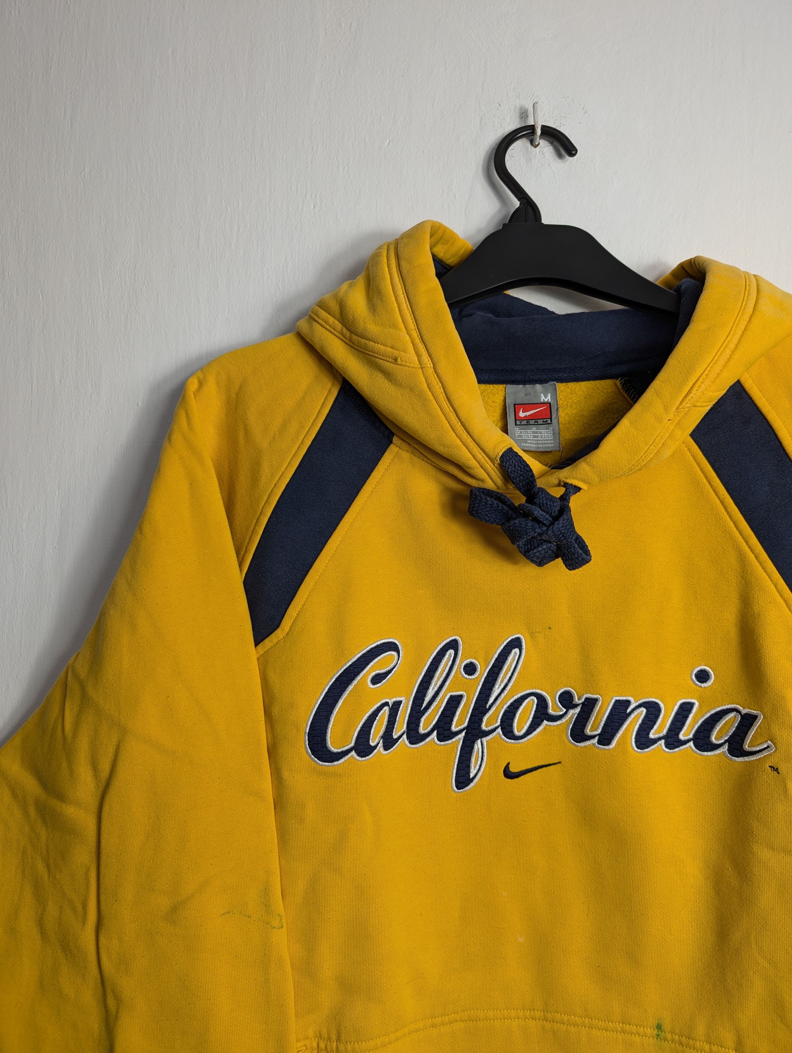 Nike × Vintage Nike Team University California Berkeley Golden Bears Size US M / EU 48-50 / 2 - 2 Thumbnail