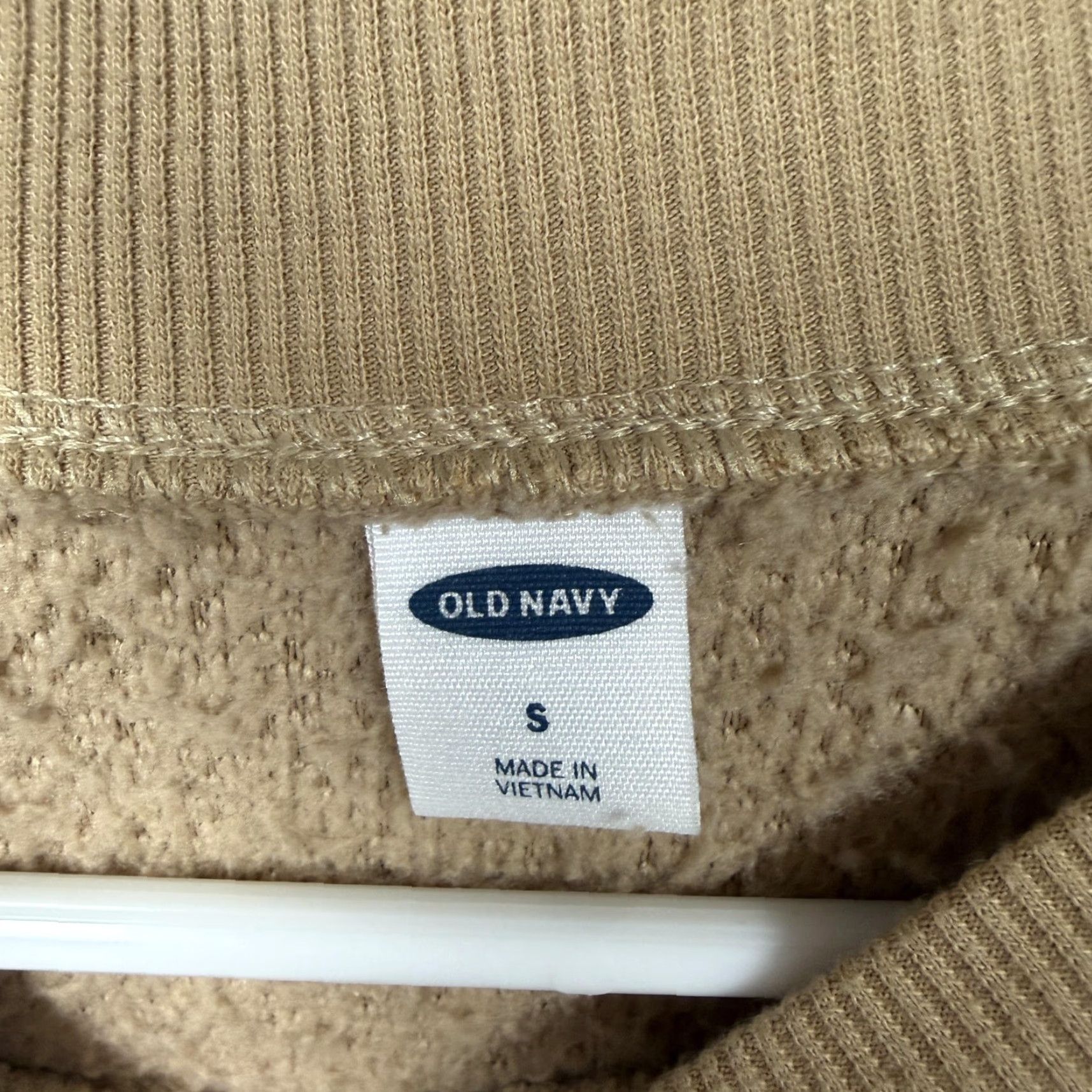 Old Navy VINTAGE Old Navy Sweatshirt Womens S Tan Sherpa Teddy Fleece Crewneck Cabincore Hygge Size S / US 4 / IT 40 - 5 Thumbnail