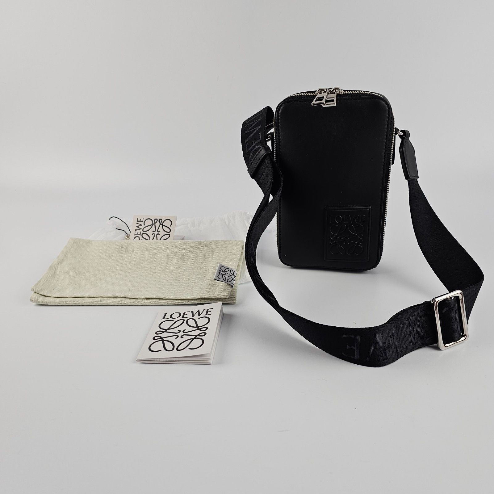 Loewe LOEWE Black Leather Vertical Shoulder Bag New & Authentic Size ONE SIZE - 5 Thumbnail