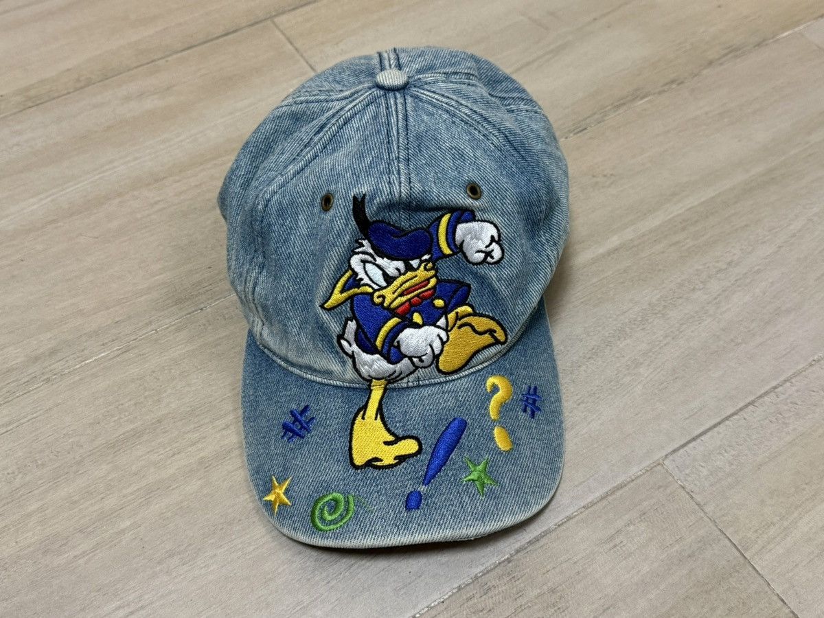 Disney Vintage denim cap with embroidered Donald Duck. Size ONE SIZE - 1 Thumbnail
