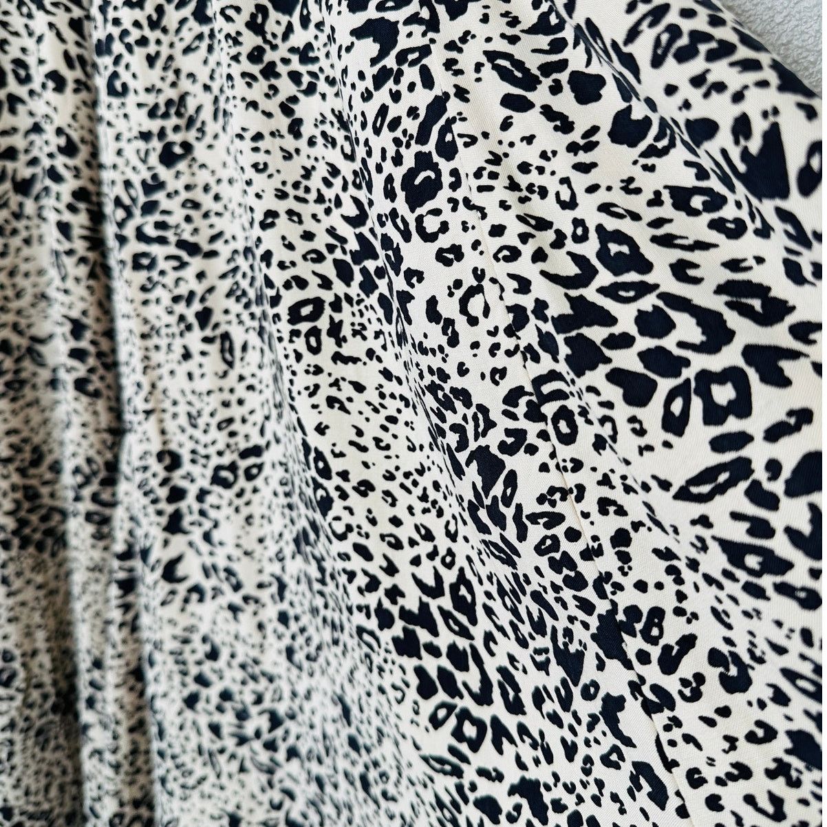 Other Lusana Tan & Black Cheetah Print Elastic Saasha Skirt S Size 27" / US 4 / IT 40 - 5 Thumbnail