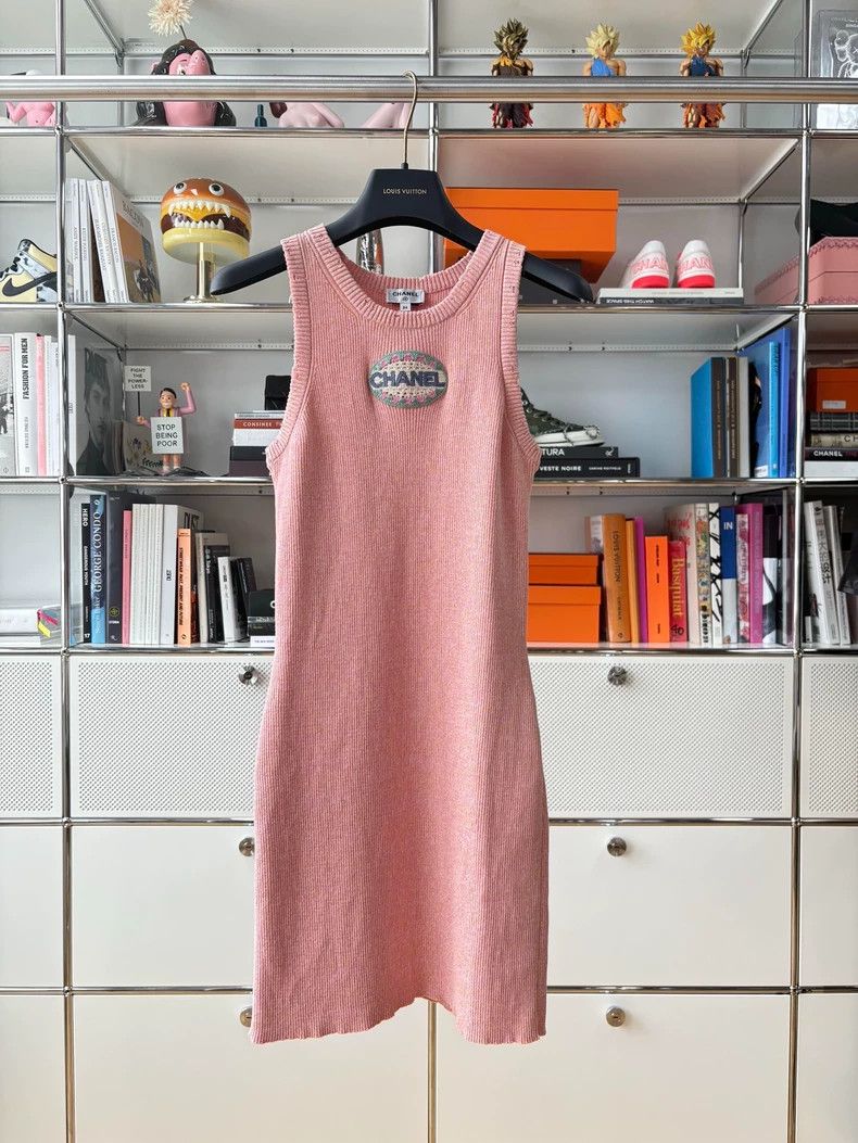 Chanel Chanel 25p candy pink knitted vest long skirt dress Size XXS / US 00 / IT 34 - 1 Thumbnail