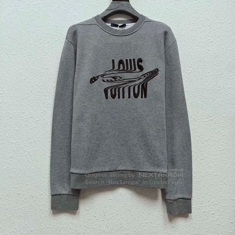 Louis Vuitton Louis Vuitton Twisted Letter LOGO Sweatshirt Size US S / EU 44-46 / 1 - 1 Thumbnail