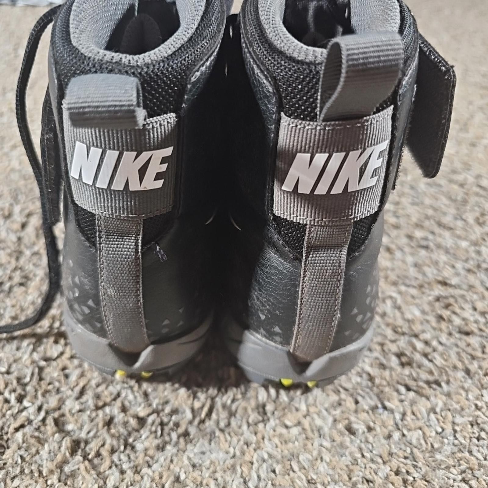 Nike Nike Fastflex Cleats 6Y Black Gray used 880133-002 Size ONE SIZE - 8 Thumbnail
